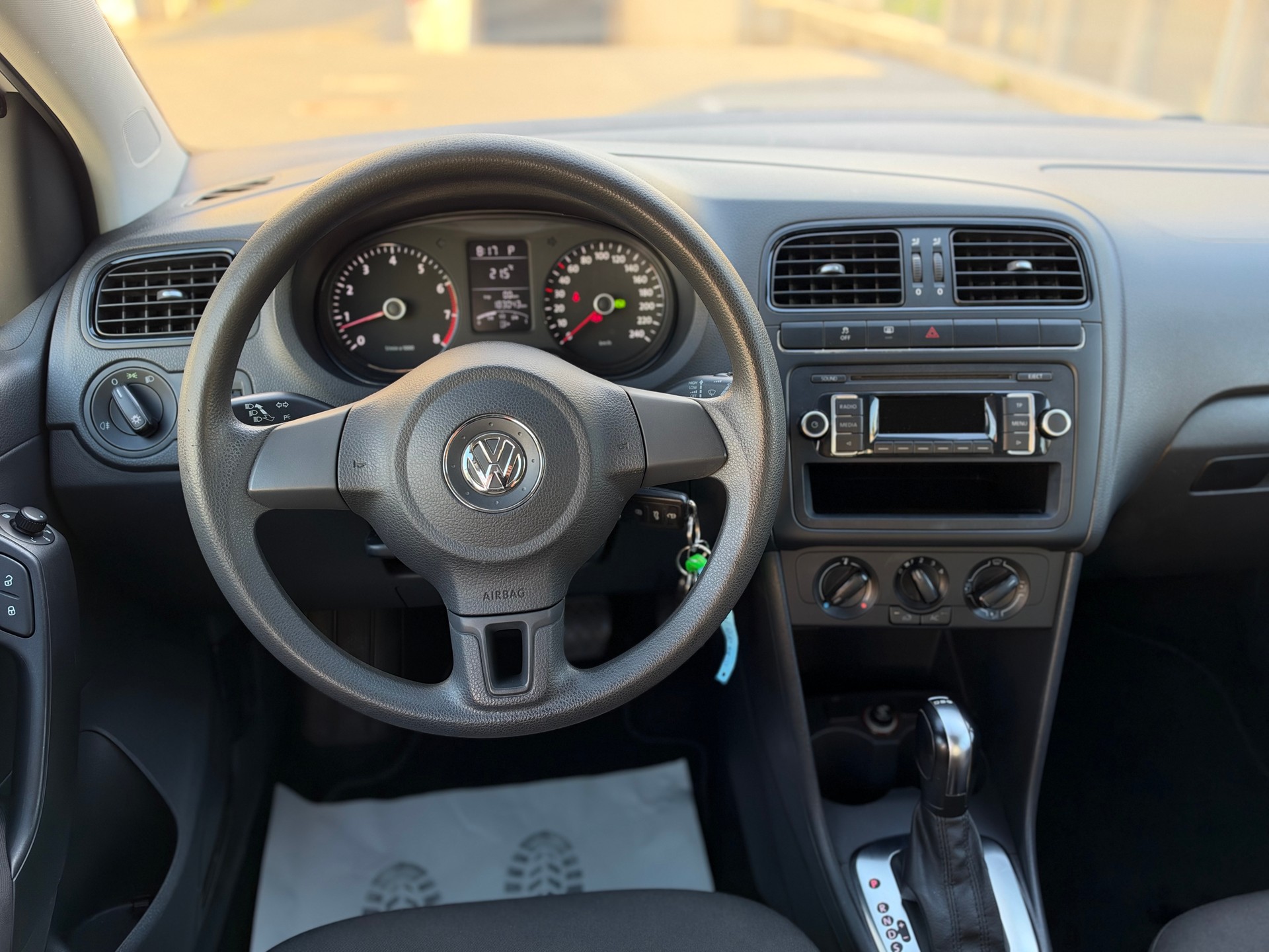 VW CrossPolo 1.2 TSI DSG-image-10