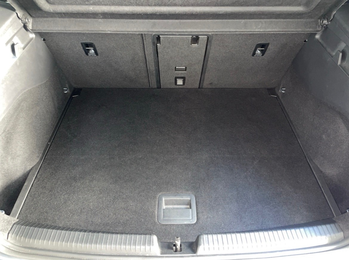 VW ID.3 Pro Performance 58 kWh Family-image-29