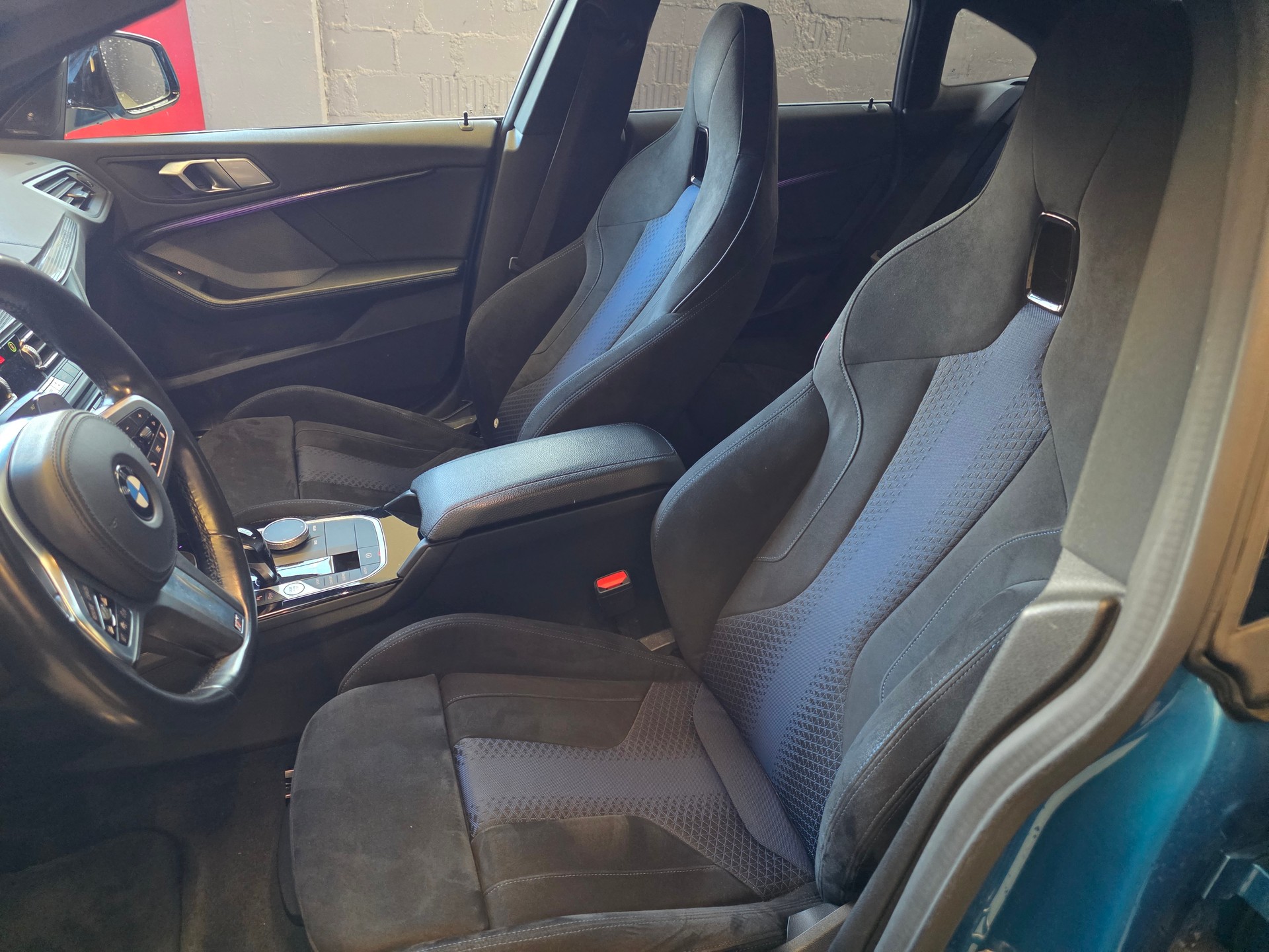 BMW M235i Gran Coupé xDrive Steptronic-image-12
