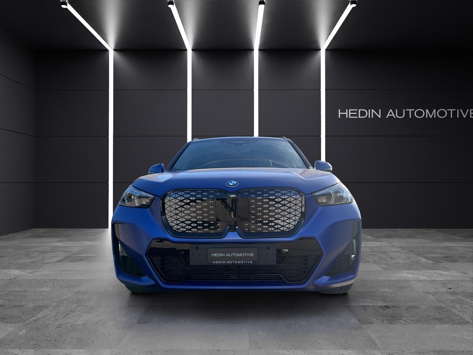 BMW iX1 U11 30 xDrive-image-6