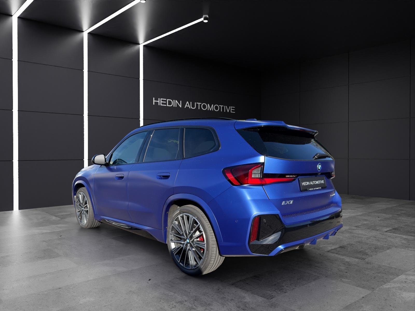 BMW iX1 U11 30 xDrive-image-2