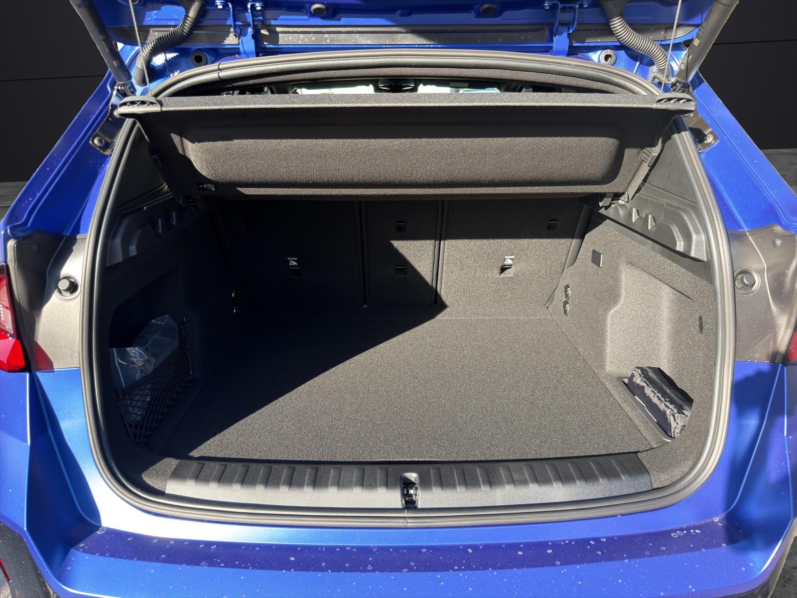 BMW iX1 U11 30 xDrive-image-9