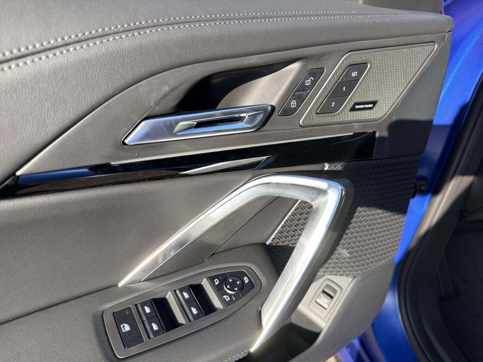 BMW iX1 U11 30 xDrive-image-7