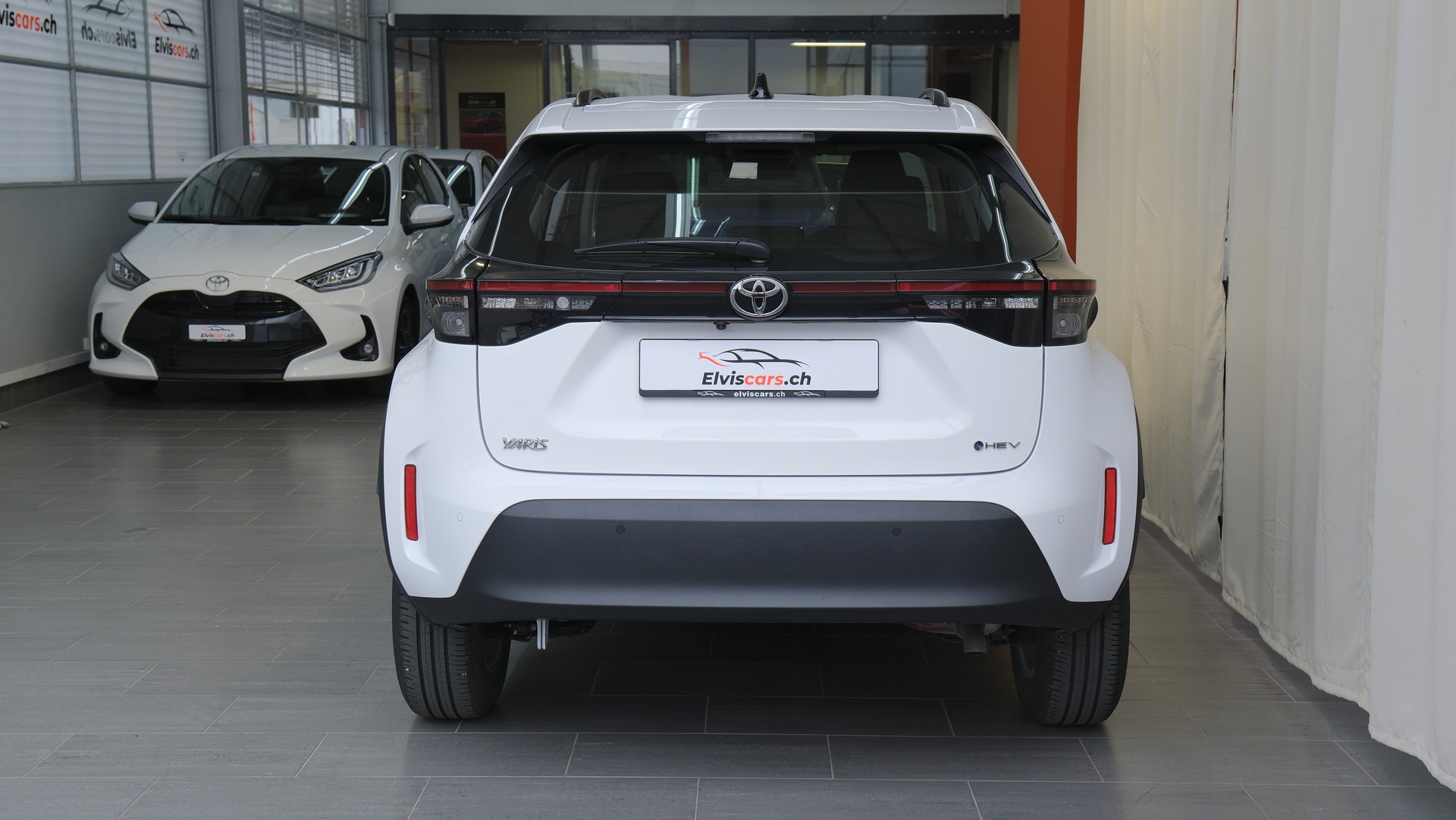 TOYOTA Yaris Cross 1.5 Trend e-CVT-image-12