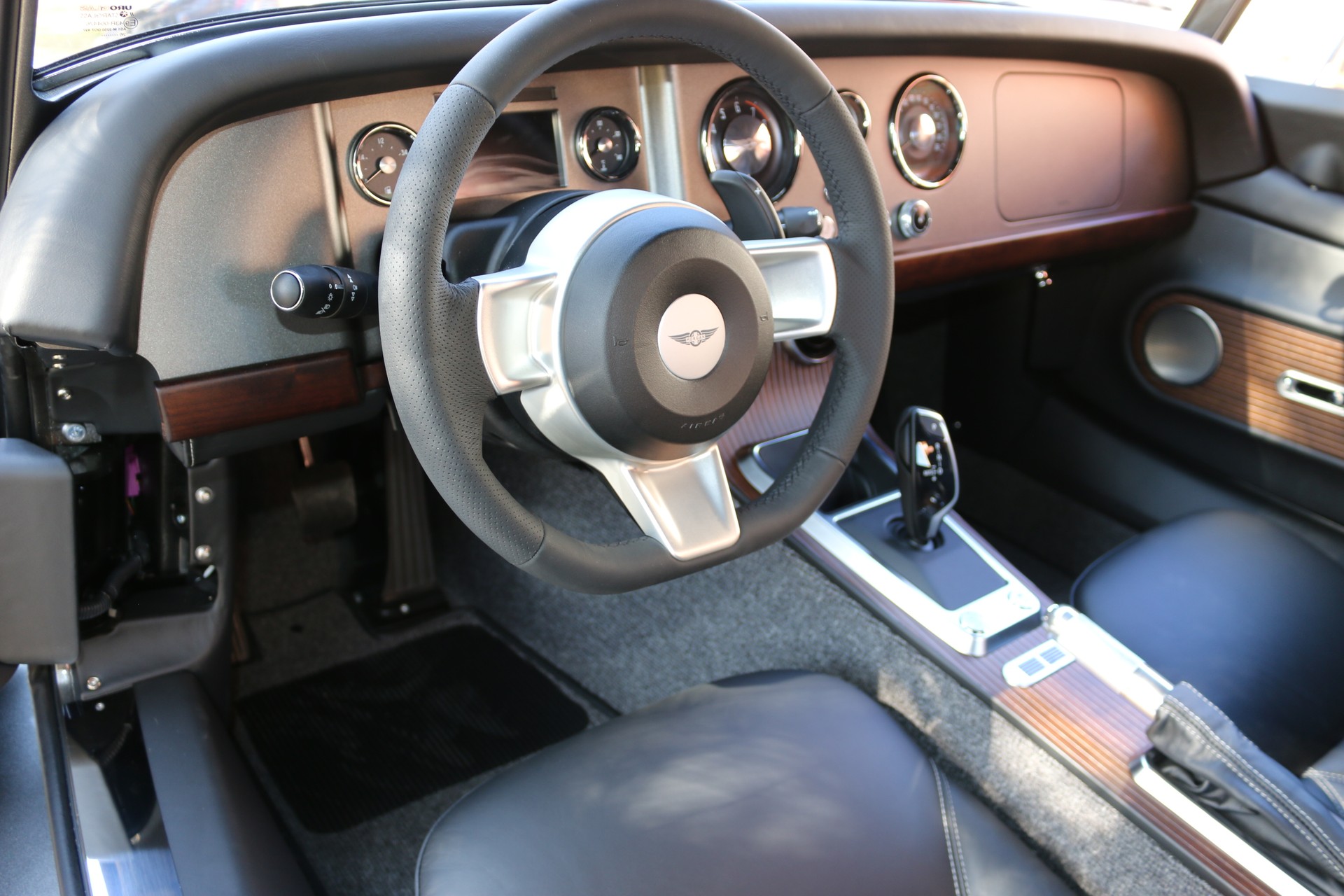 MORGAN SUPERSPORT-image-6