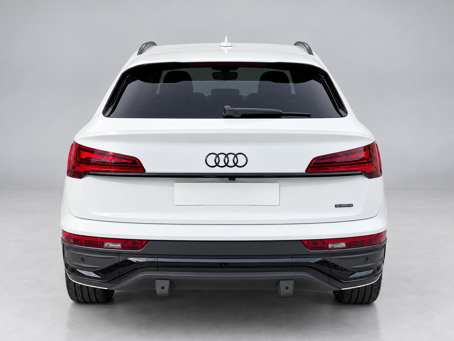 AUDI Q5 2.0 45 TFSI S Line quattro S-Tronic-image-3