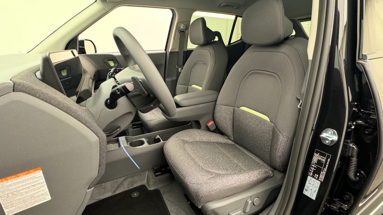 KIA EV2 42 kWh Earth 4Sitze-image-4