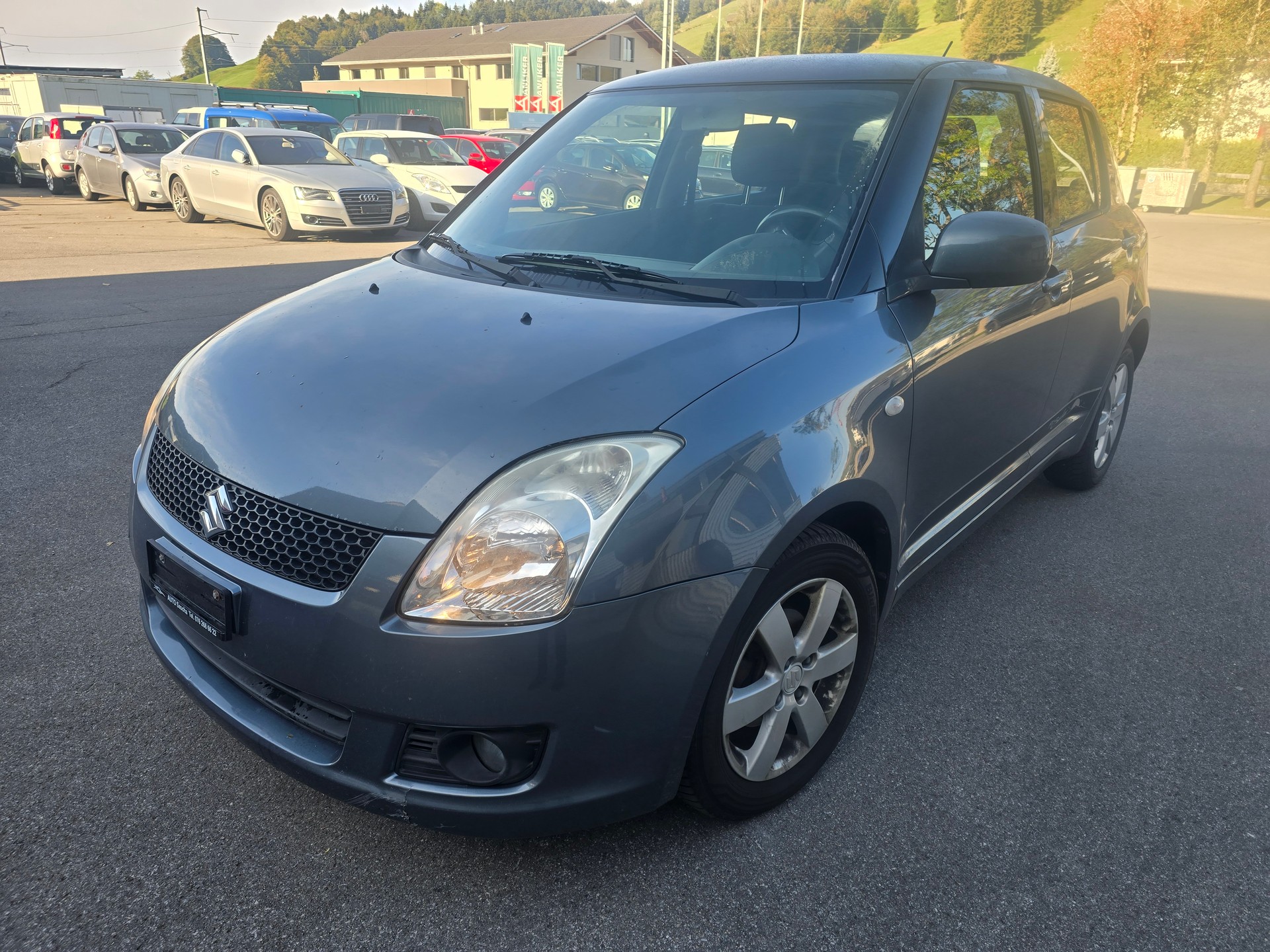 SUZUKI Swift 1.3i 16V GL Top Piz Sulai LE 4x4-image-3
