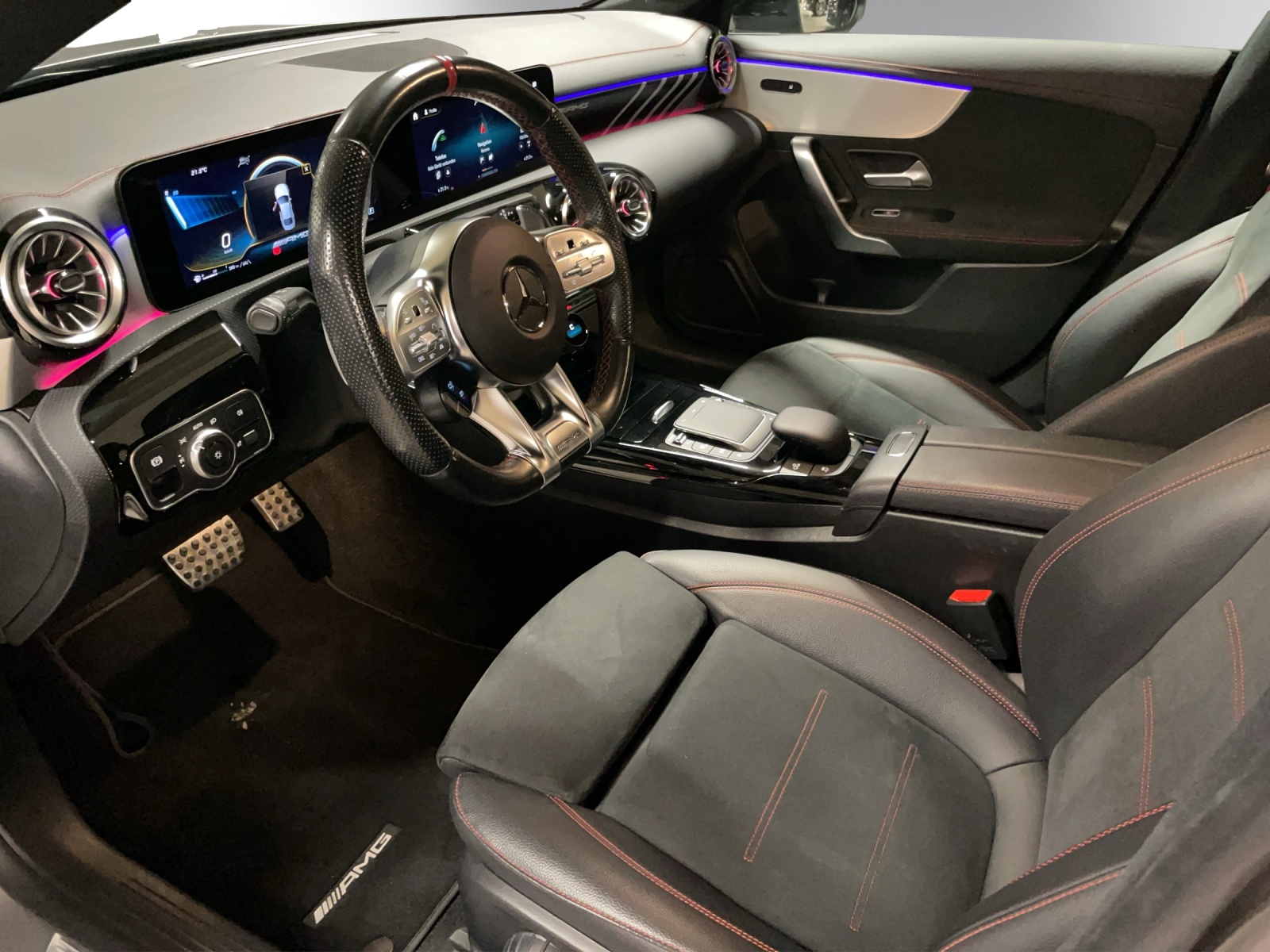 MERCEDES-BENZ CLA 45 AMG 4Matic+ 8G-DCT-image-8