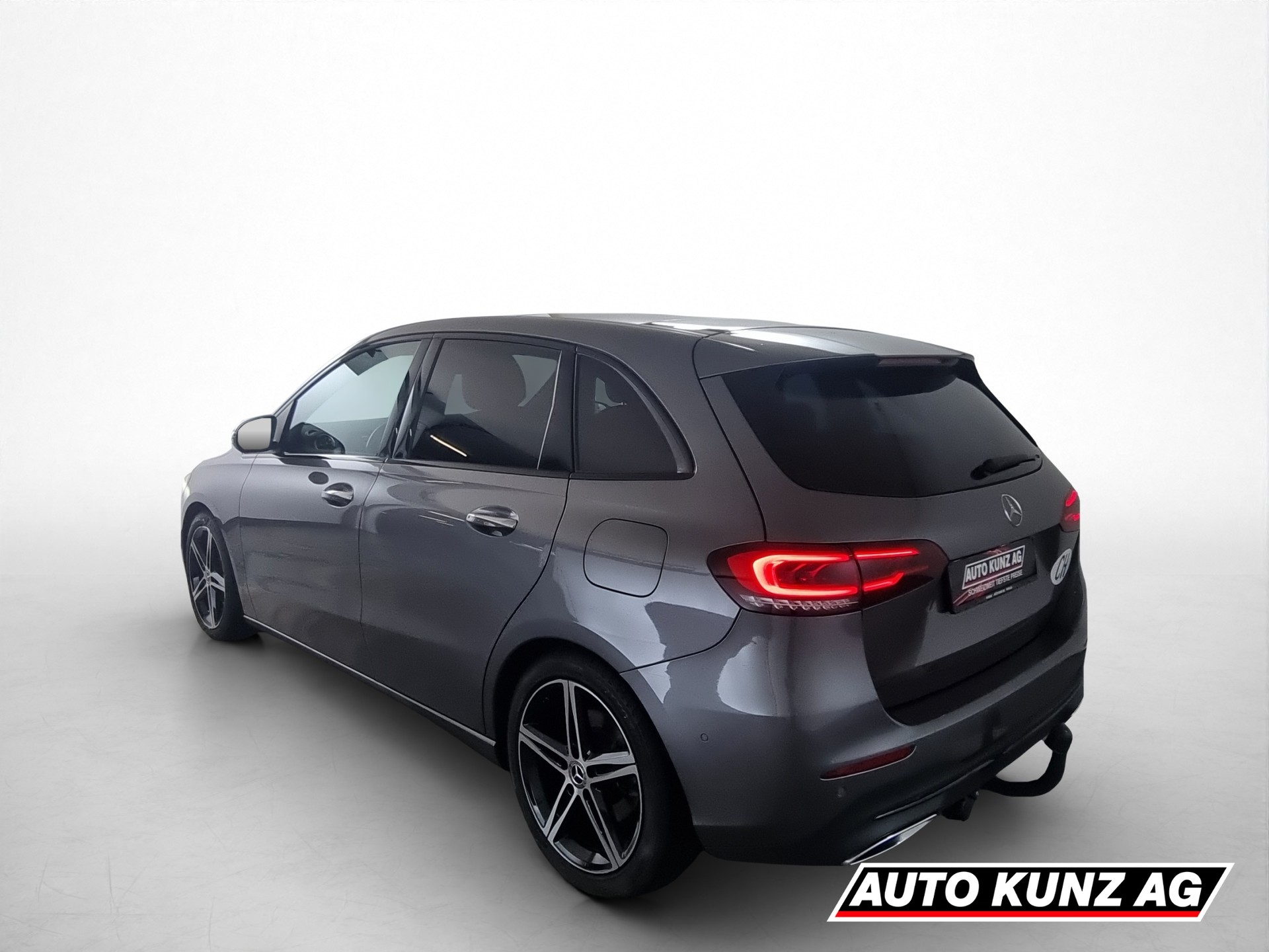 MERCEDES-BENZ B 200d Style 4Matic Aut.-image-3