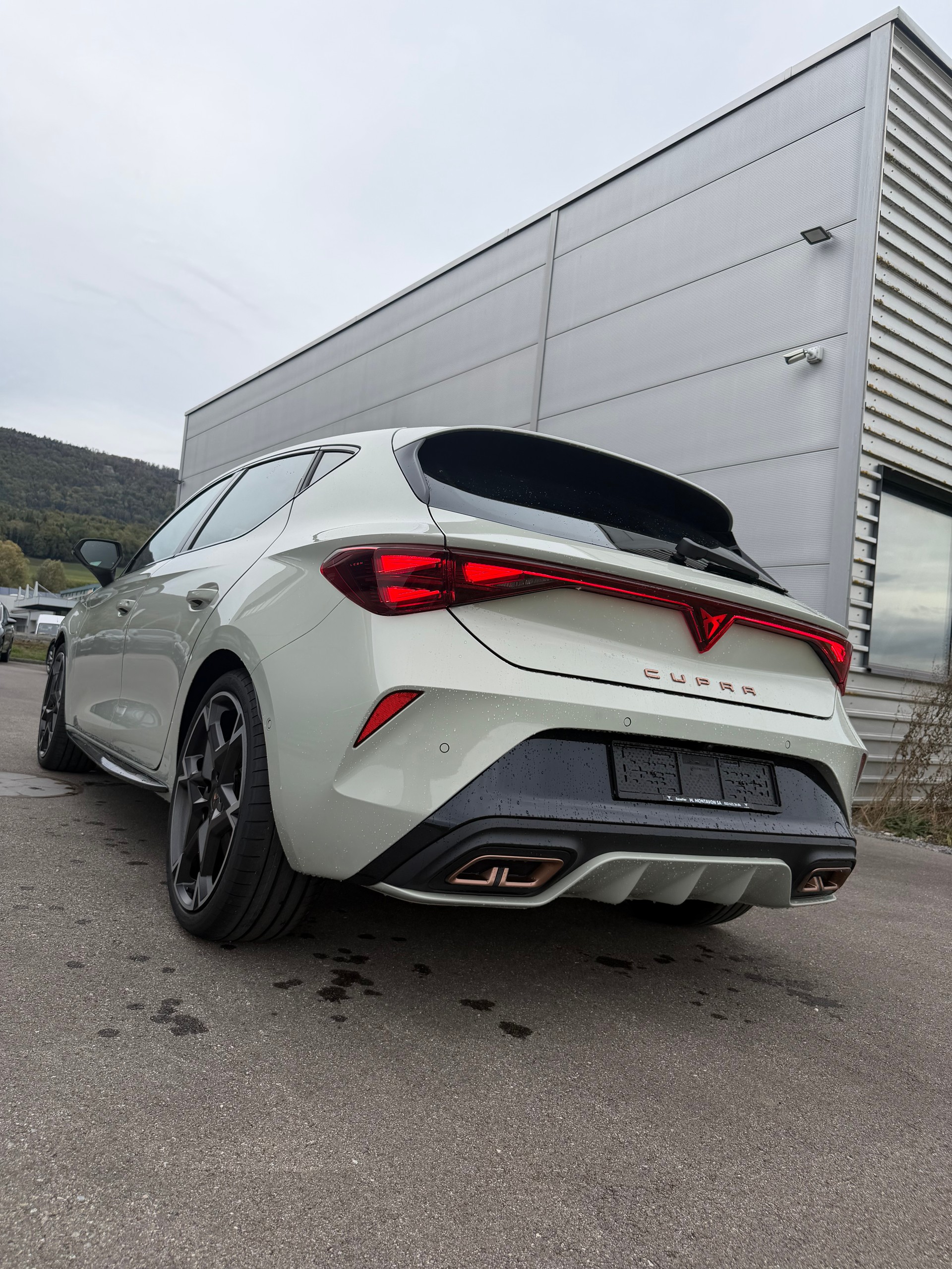 CUPRA E-HYBRID / PRIME EDITION - SERVICES GRATUITS 5 ANS / 100'000 KMS - LEASING 530.- / MOIS SANS APPORT-image-6