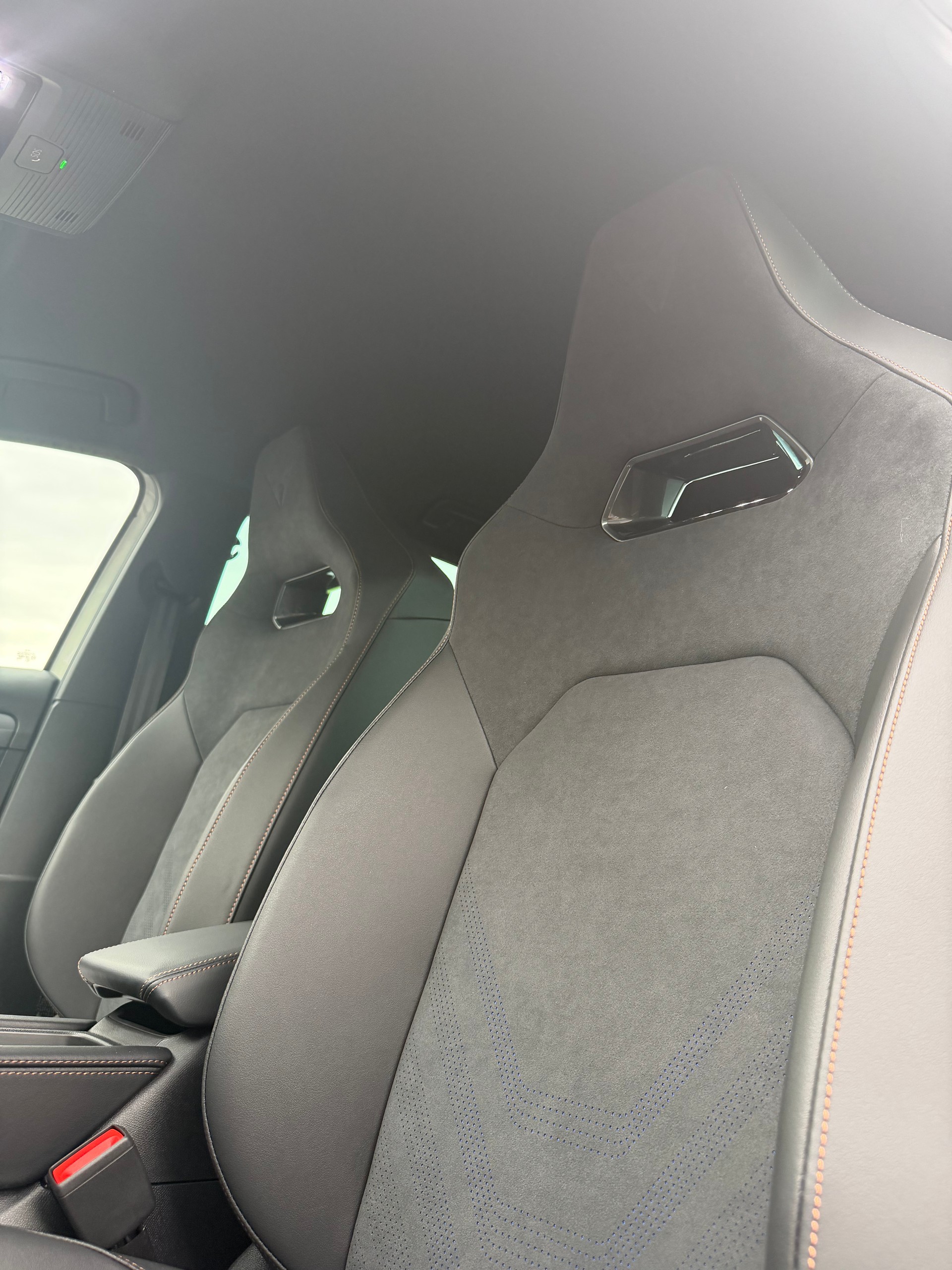 CUPRA E-HYBRID / PRIME EDITION - SERVICES GRATUITS 5 ANS / 100'000 KMS - LEASING 530.- / MOIS SANS APPORT-image-9
