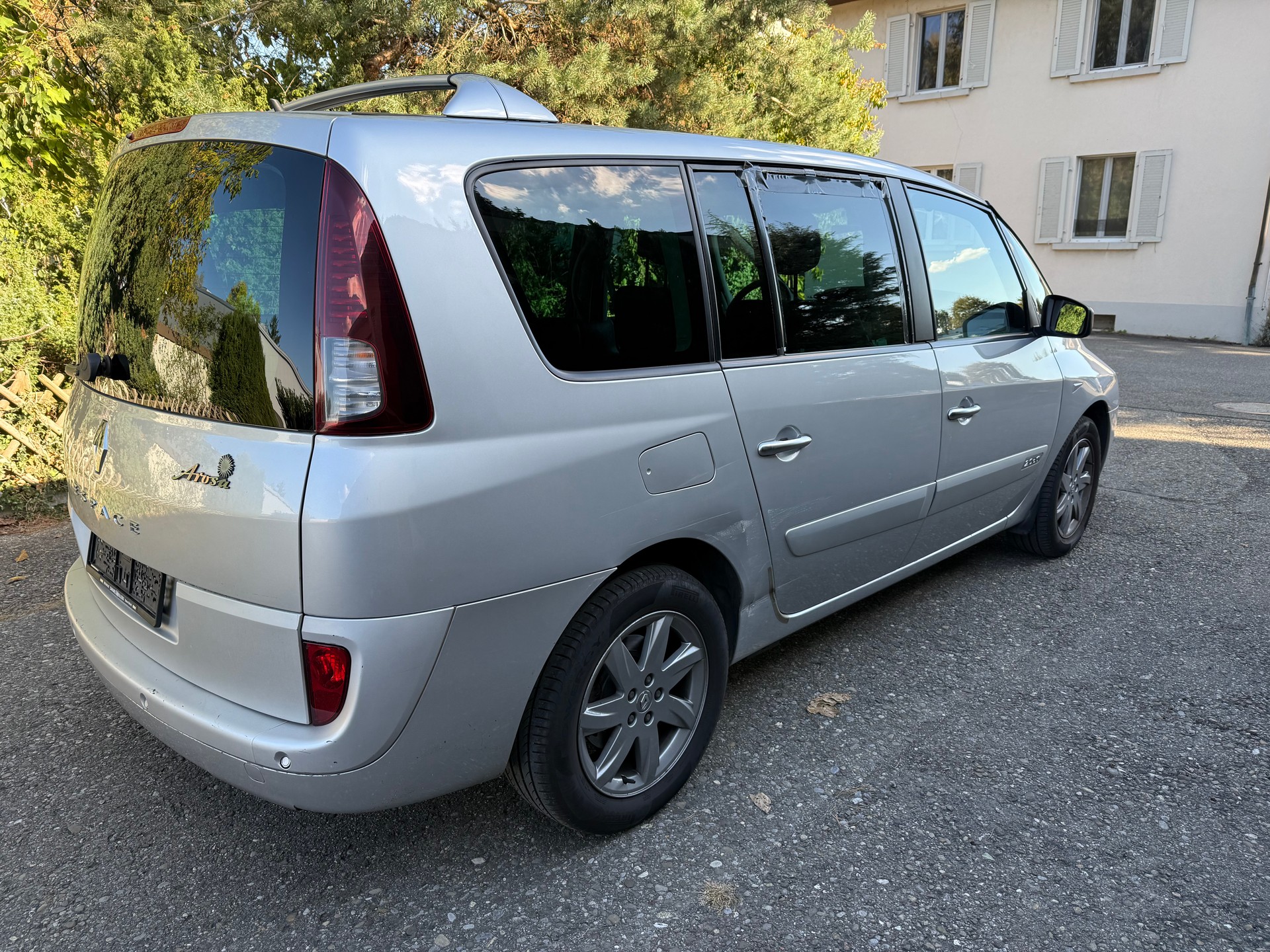 RENAULT Grand Espace 2.0 dCi Dynamique-image-2