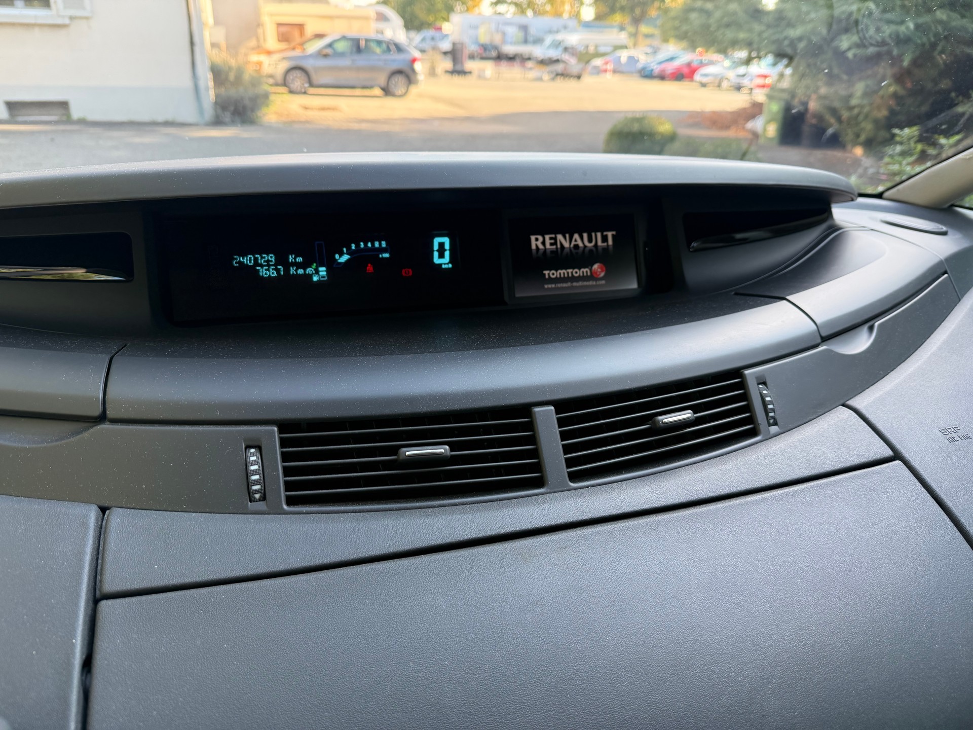 RENAULT Grand Espace 2.0 dCi Dynamique-image-9