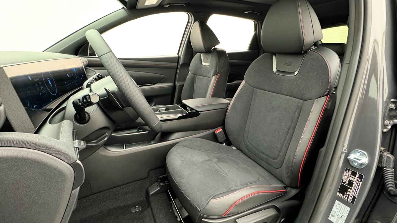 HYUNDAI Tucson 1.6 TGDI HEV N-Line 4WD-image-4
