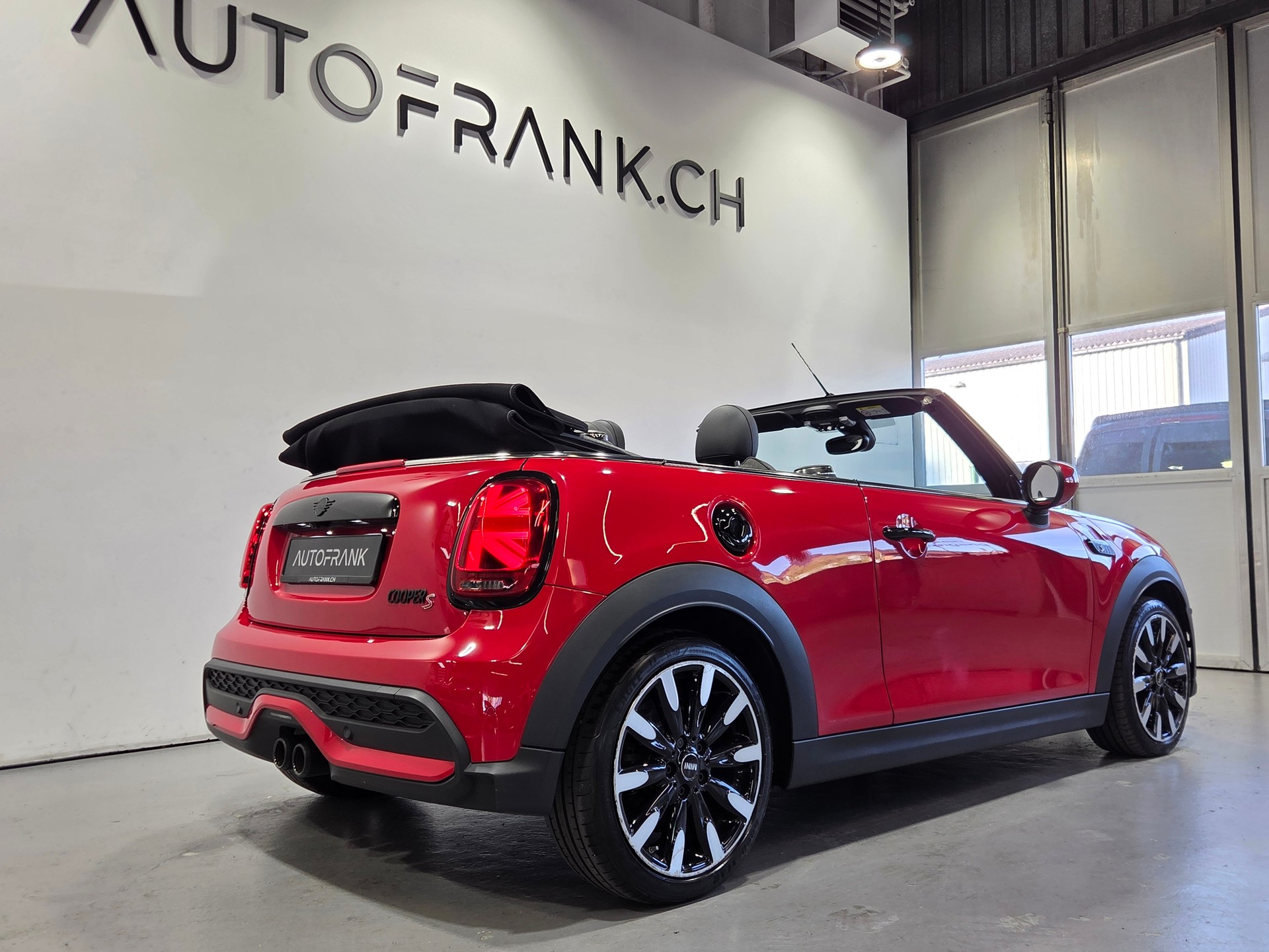 MINI Cabrio F57 2.0i Cooper S SDKG-image-7