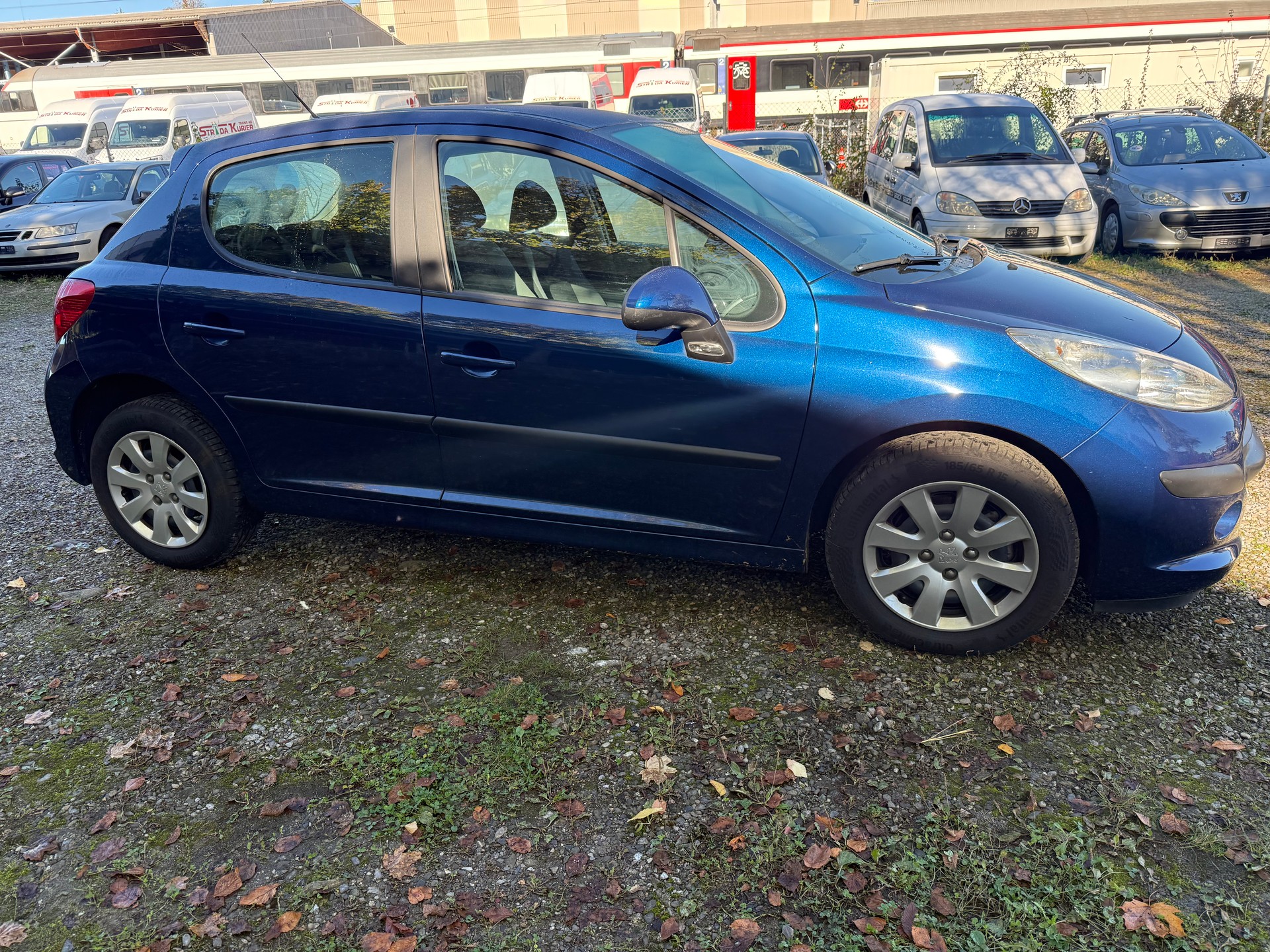 PEUGEOT 207 1.4 16V Trendy-image-7