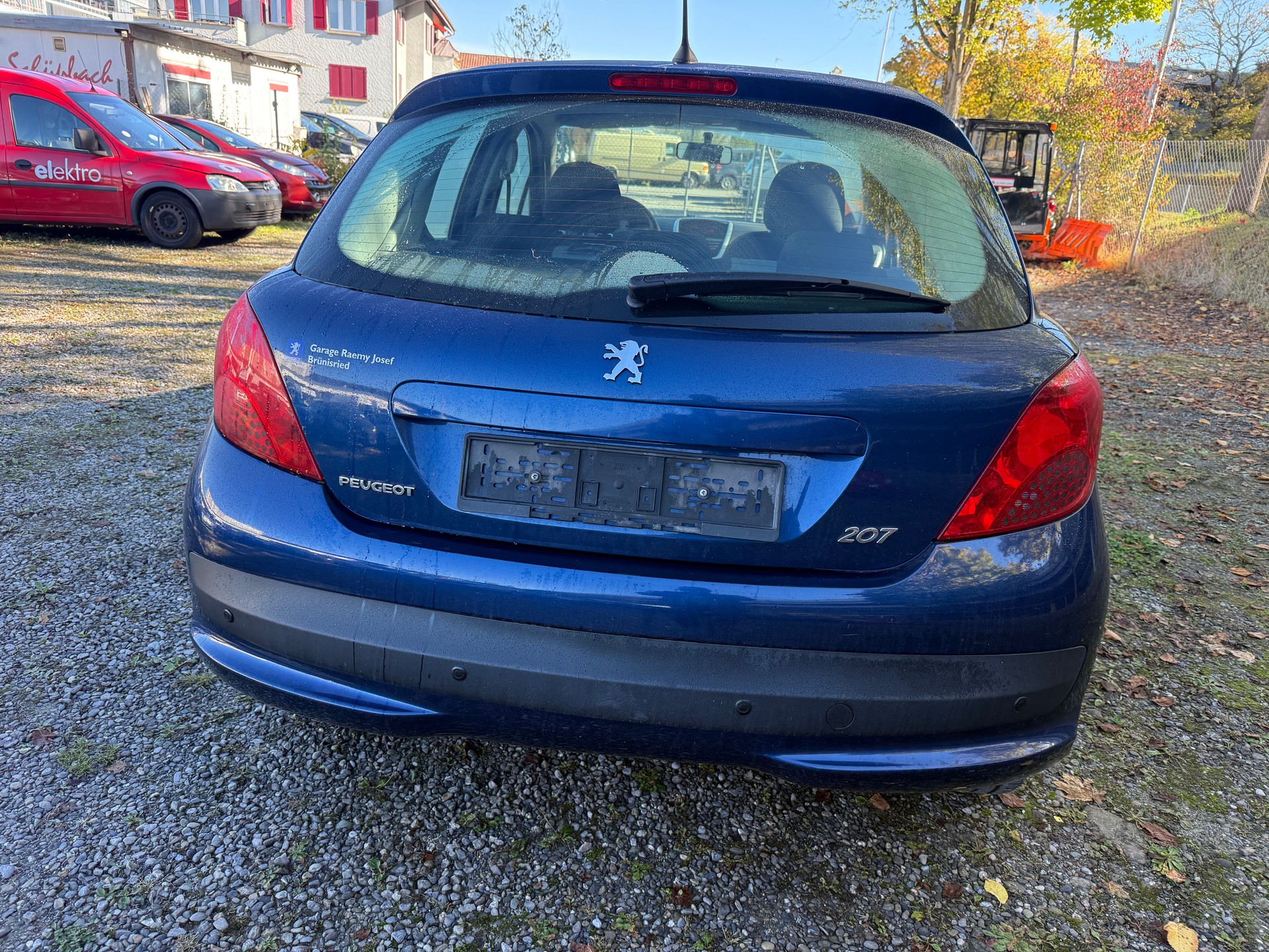 PEUGEOT 207 1.4 16V Trendy-image-4
