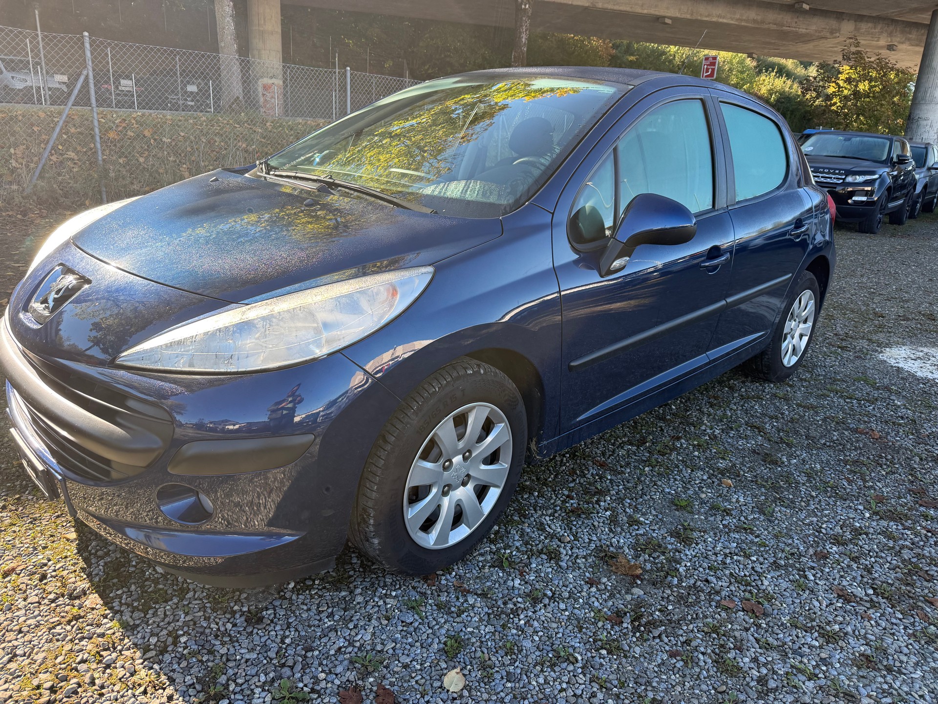 PEUGEOT 207 1.4 16V Trendy-image-2