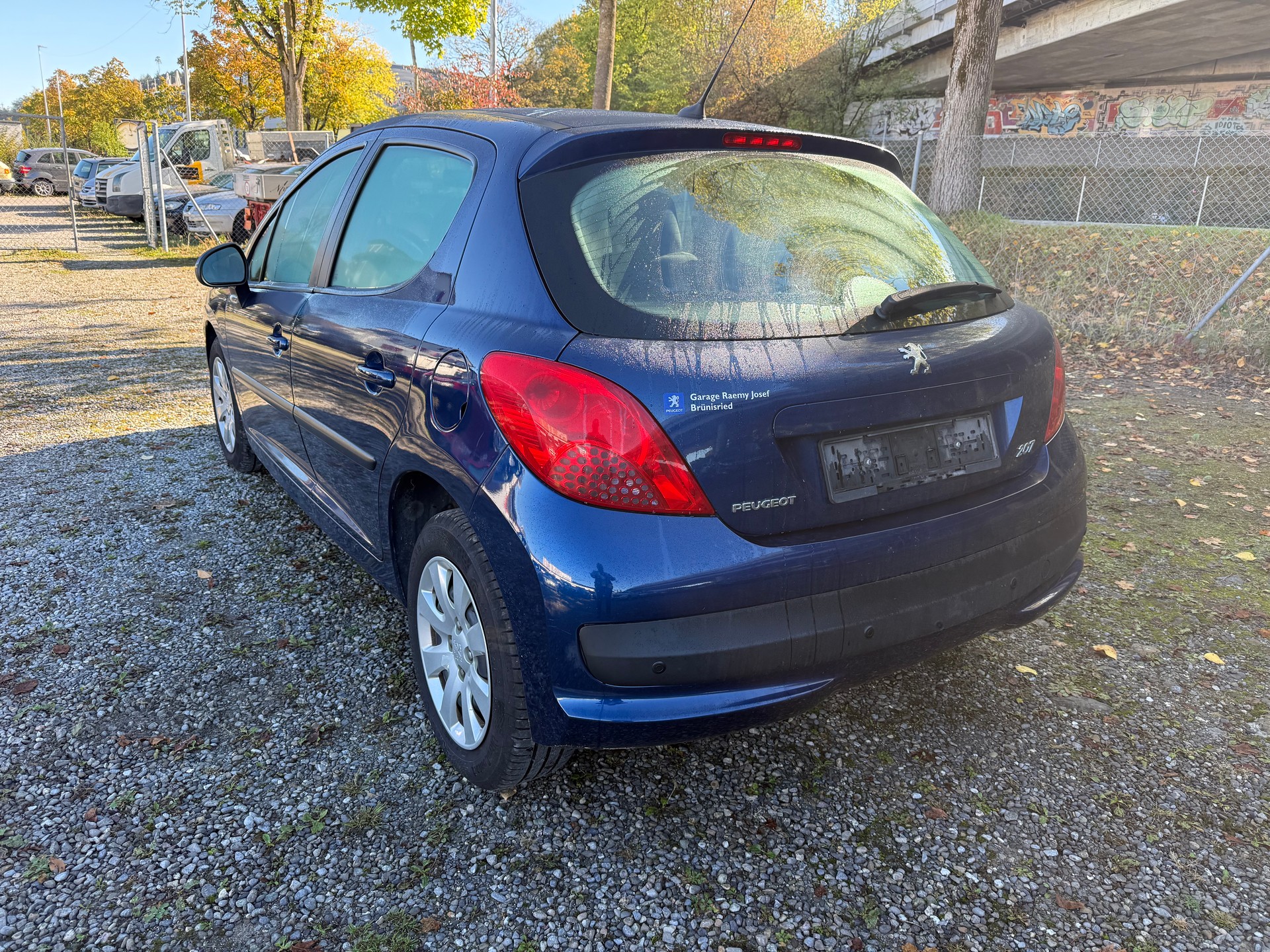 PEUGEOT 207 1.4 16V Trendy-image-5