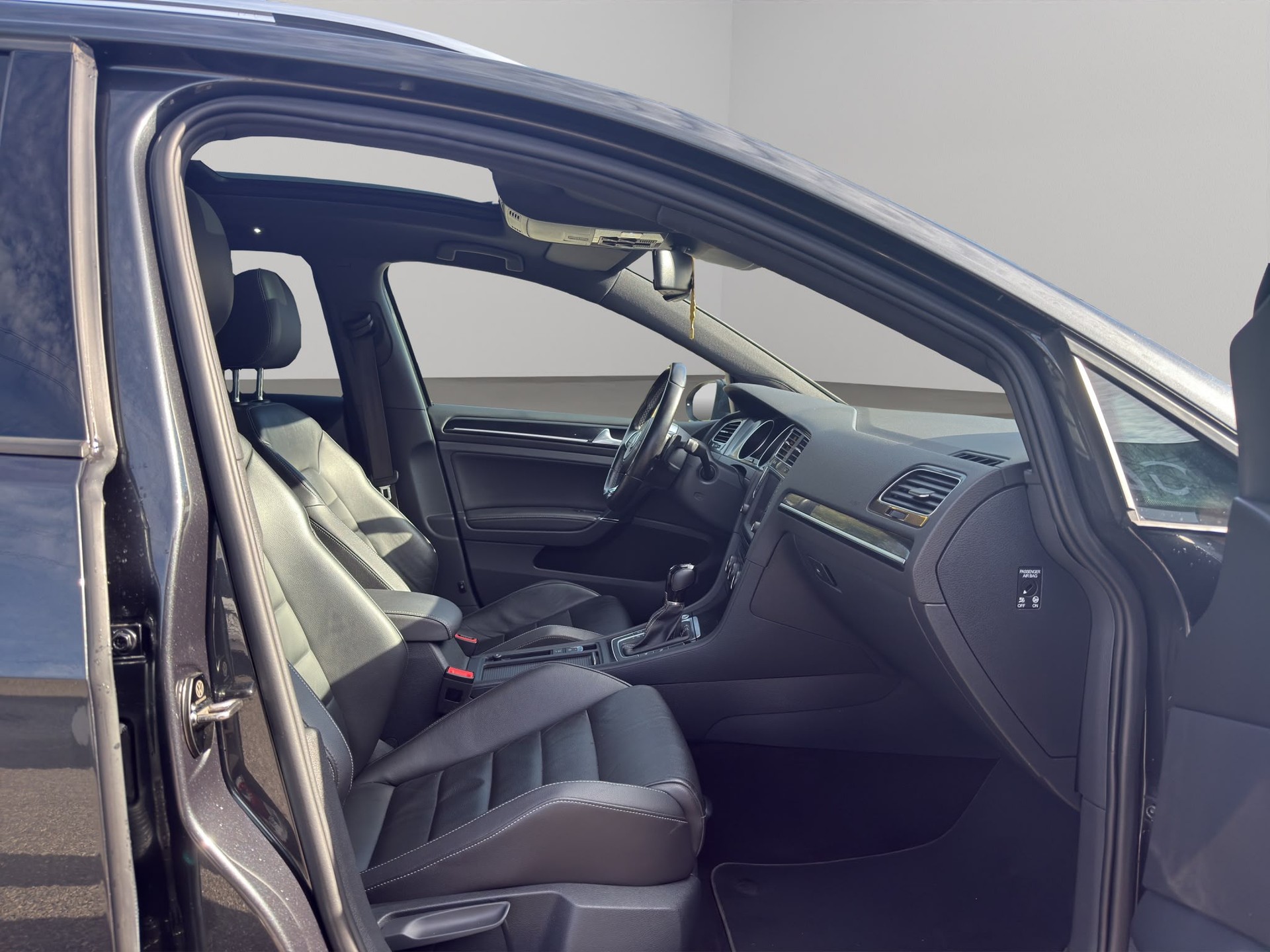 VW Golf Variant 2.0 TDI GTD DSG-image-11