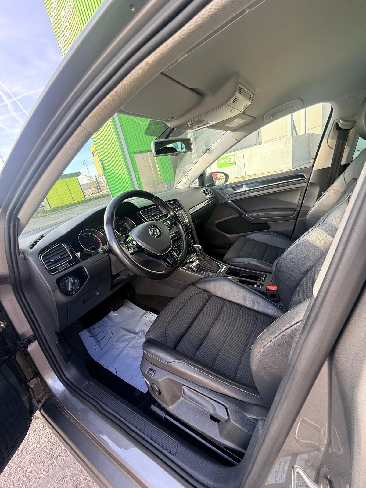 VW Golf 1.4 TSI Highline DSG-image-6
