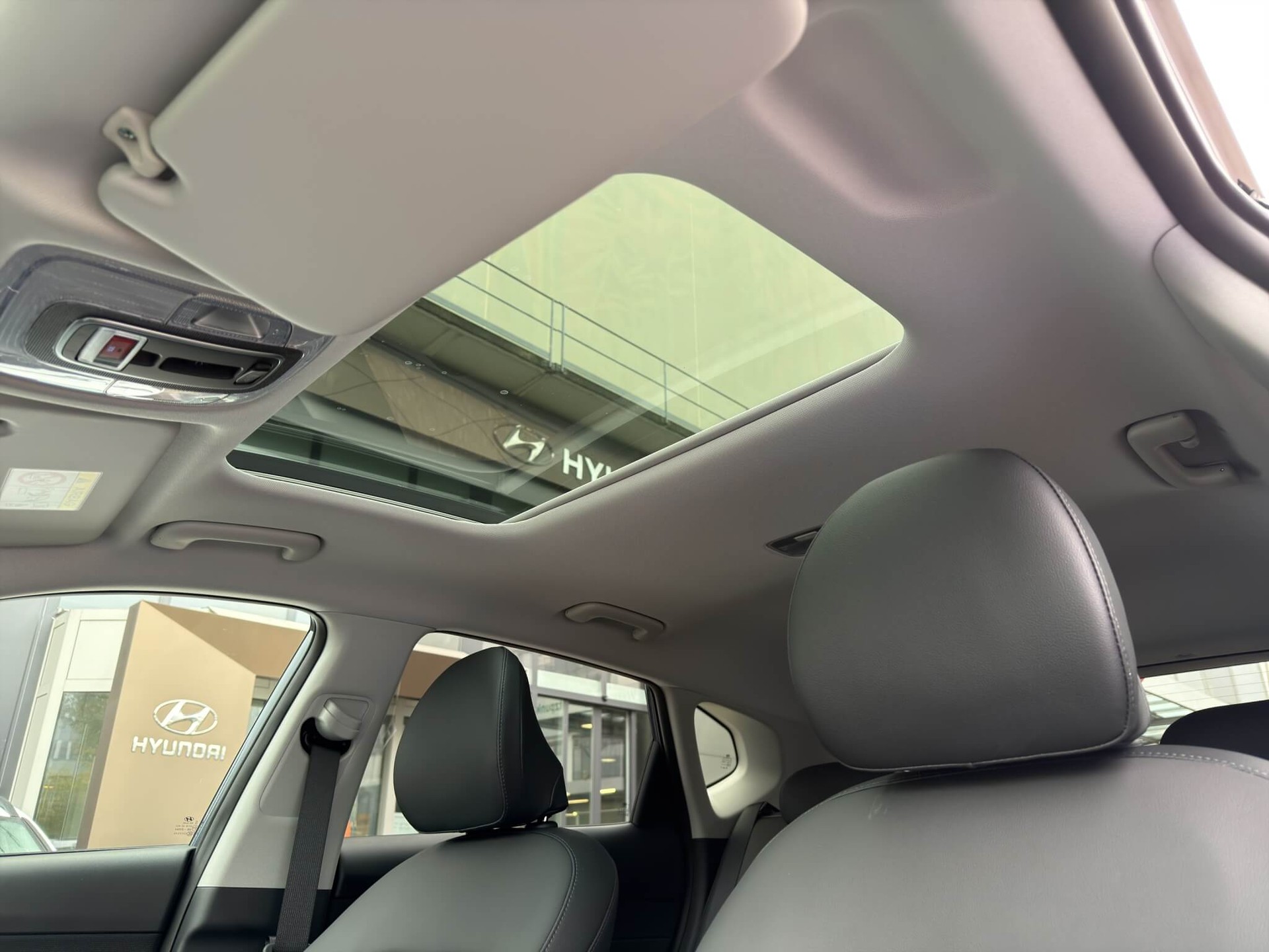 HYUNDAI Kona 1.6 GDi Hybrid Vertex Swiss Edition-image-13