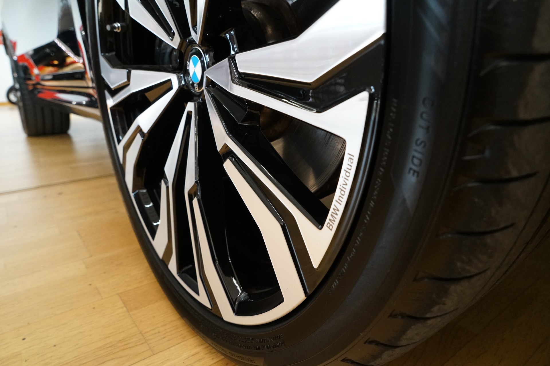 BMW X7 xDrive 48V 40d M Sport Pro Steptronic-image-3