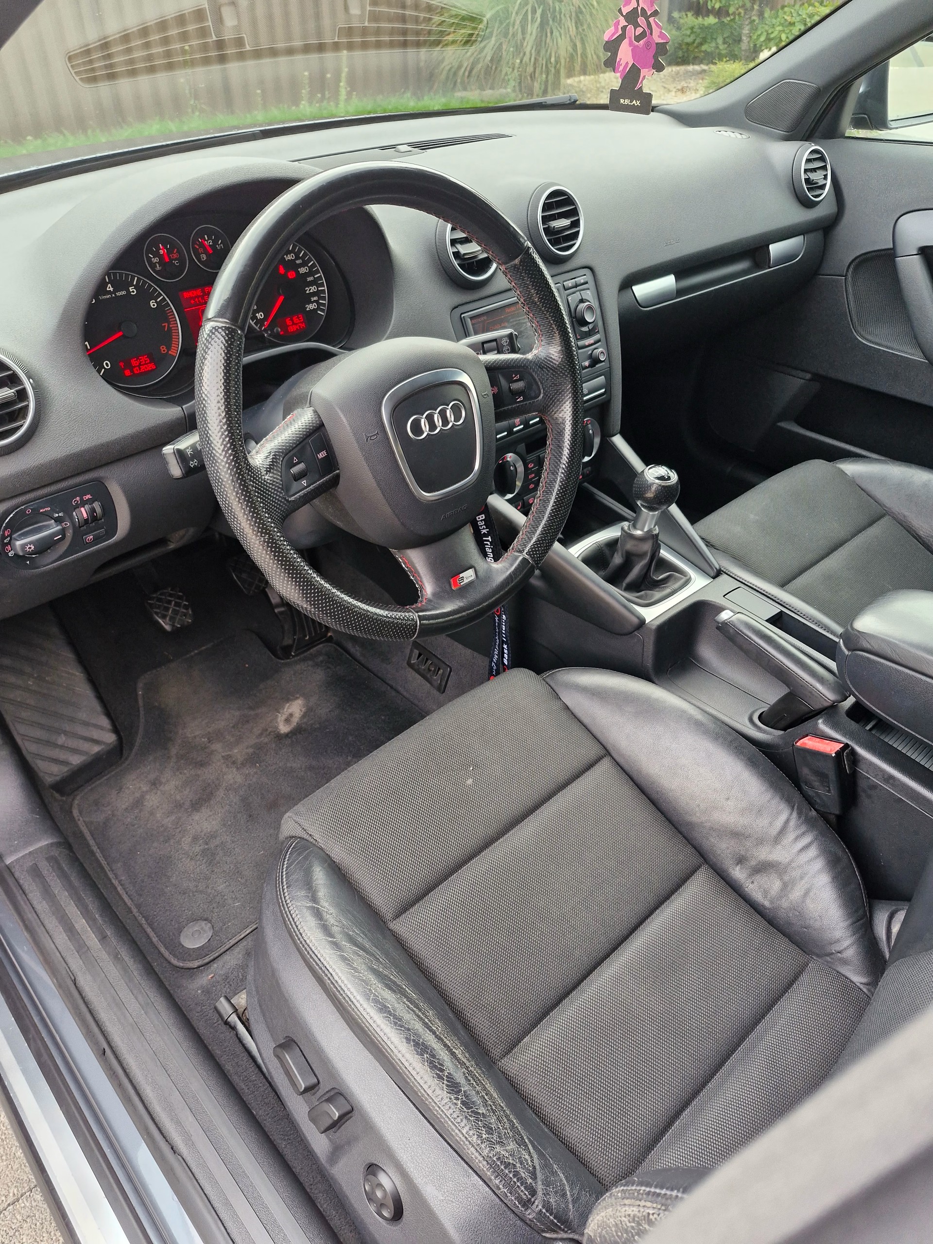 AUDI 1.8 16V T FSI Ambition-image-3