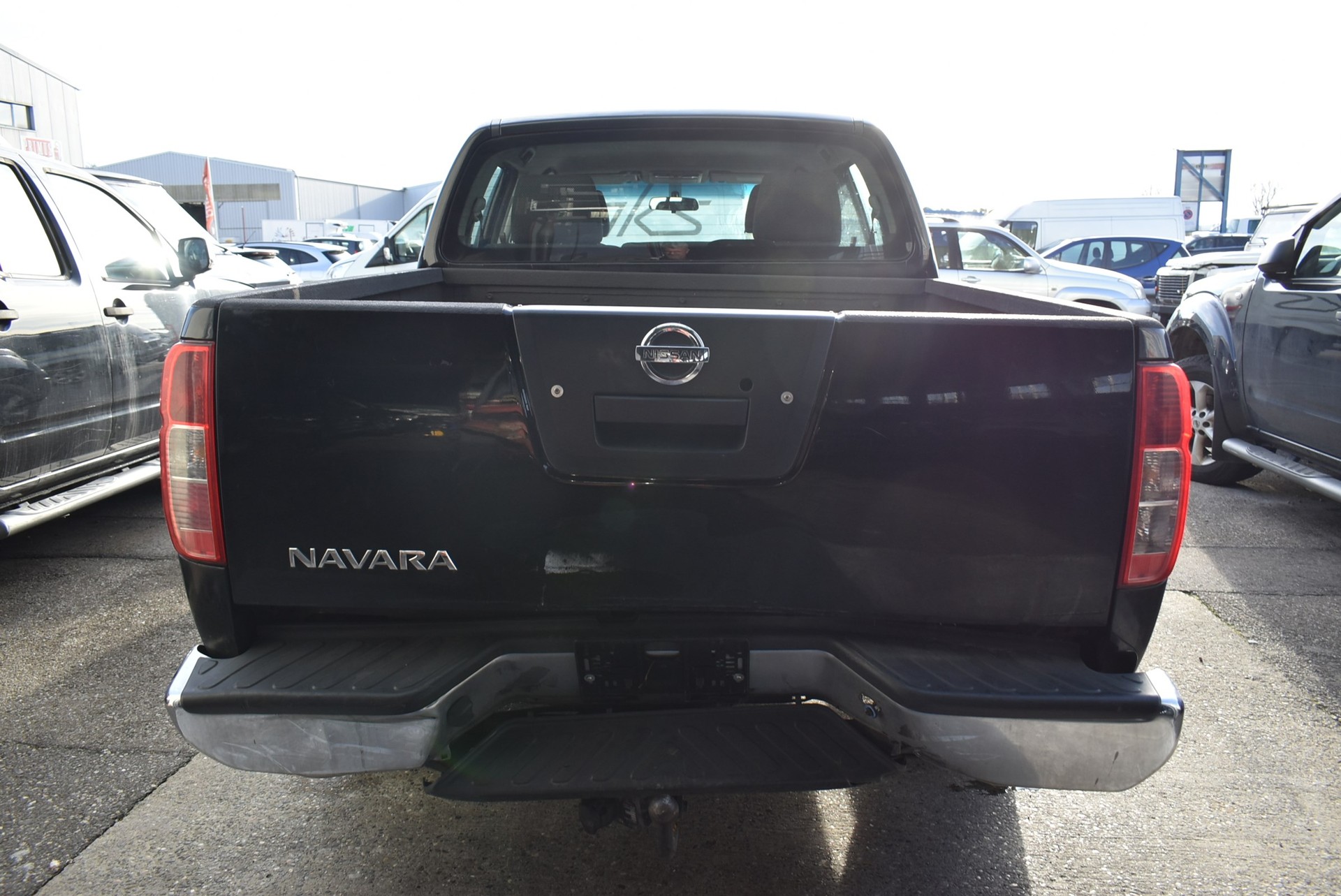 NISSAN Navara Double Cab LE 2.5 TDI 4WD-image-2