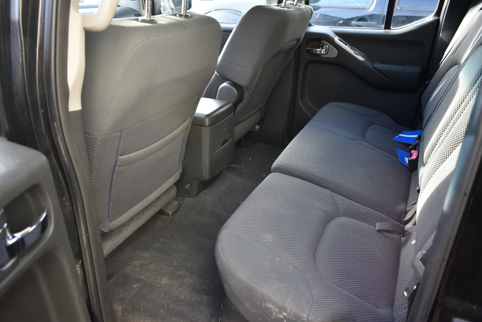 NISSAN Navara Double Cab LE 2.5 TDI 4WD-image-4