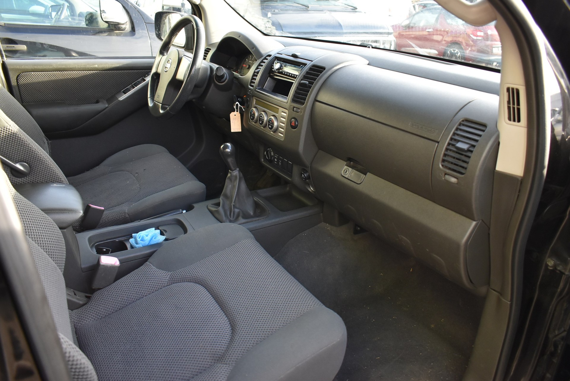 NISSAN Navara Double Cab LE 2.5 TDI 4WD-image-9