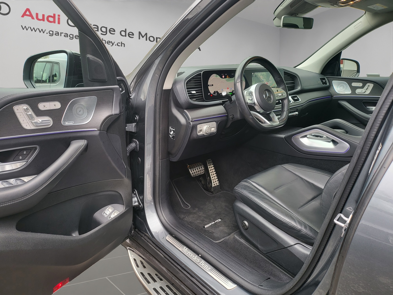 MERCEDES-BENZ GLE 450 4Matic AMG Line 9G-Tronic-image-6