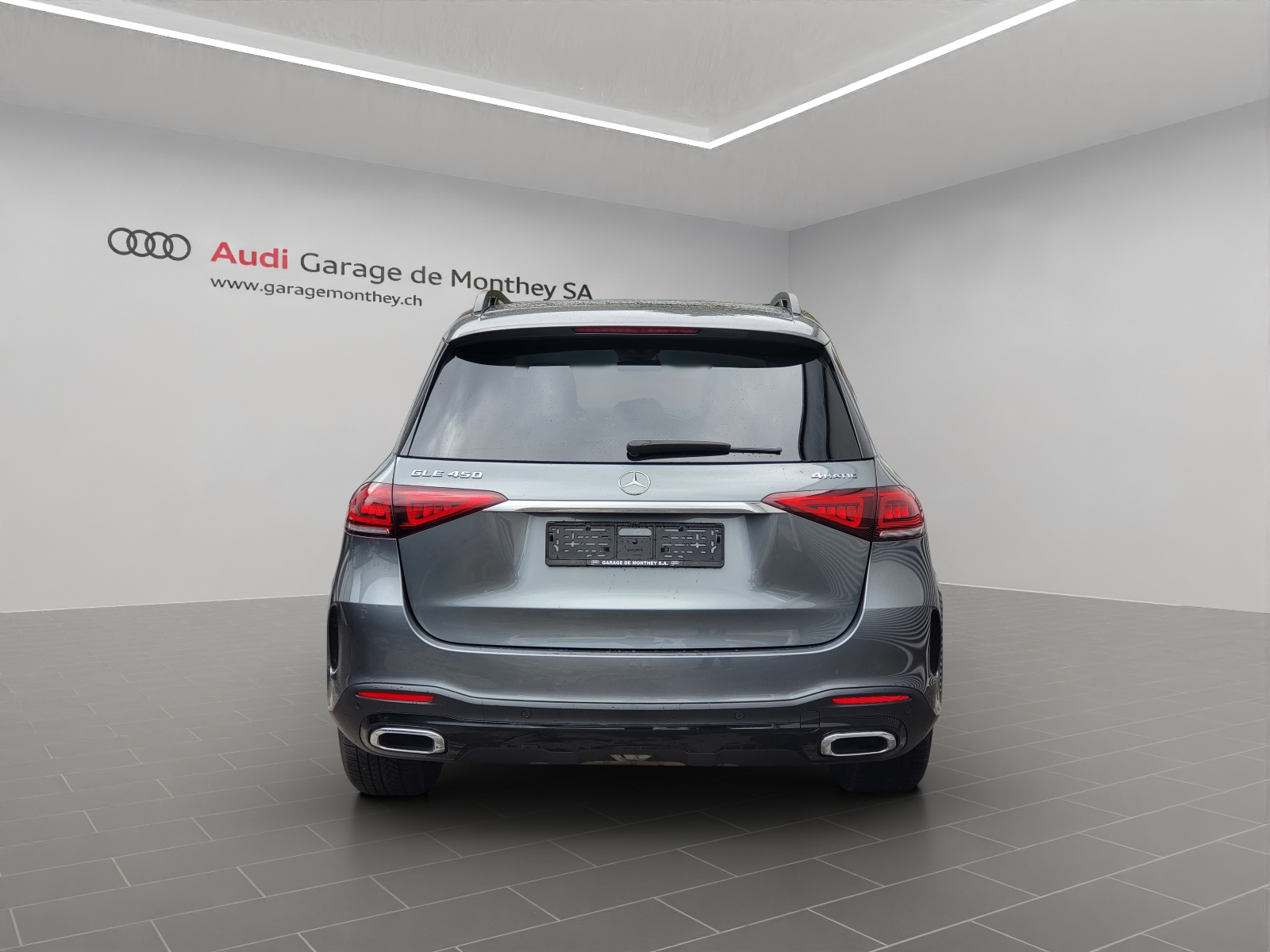 MERCEDES-BENZ GLE 450 4Matic AMG Line 9G-Tronic-image-4