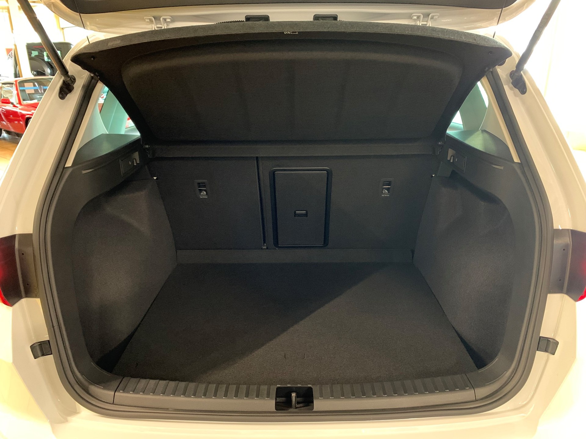 SEAT Ateca 2.0 TSI FR 4Drive DSG-image-8