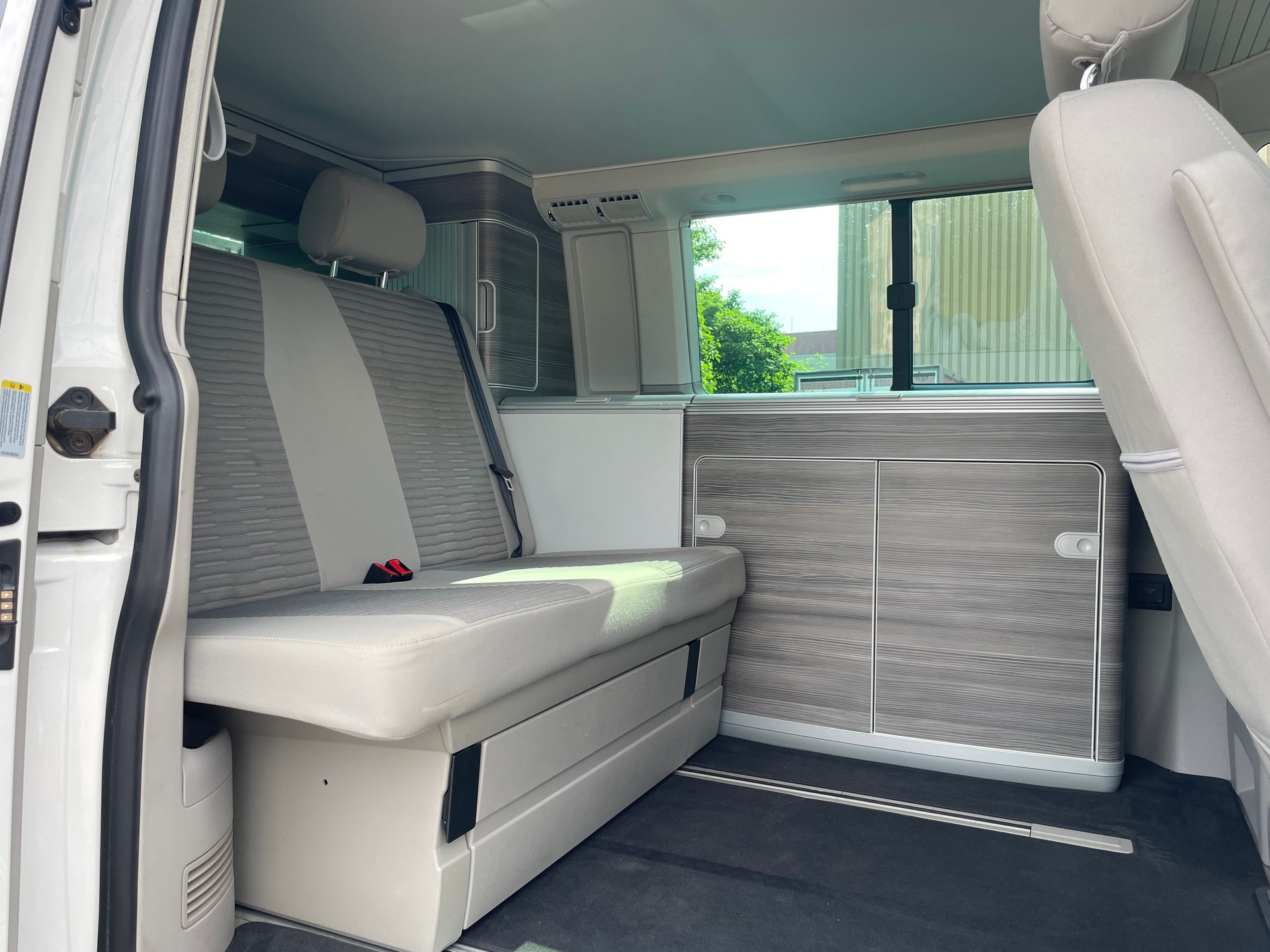 VW T6 California 2.0 Bi-TDI Ocean 4Motion-image-17