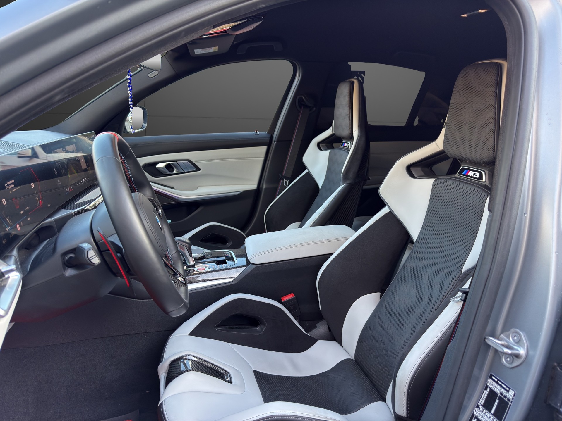 BMW M3 Competition M xDrive-image-13