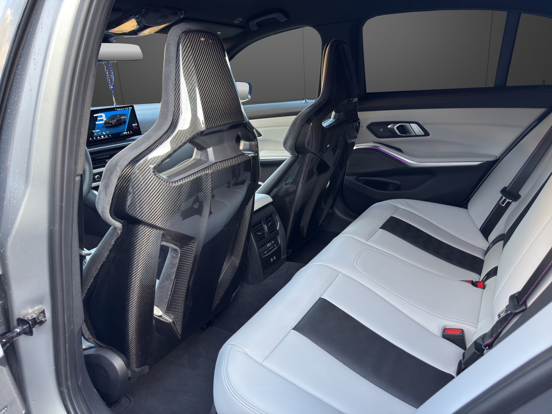 BMW M3 Competition M xDrive-image-16