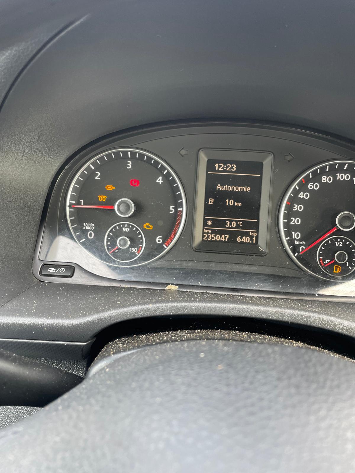 VW Caddy 2.0 TDI 4Motion-image-10