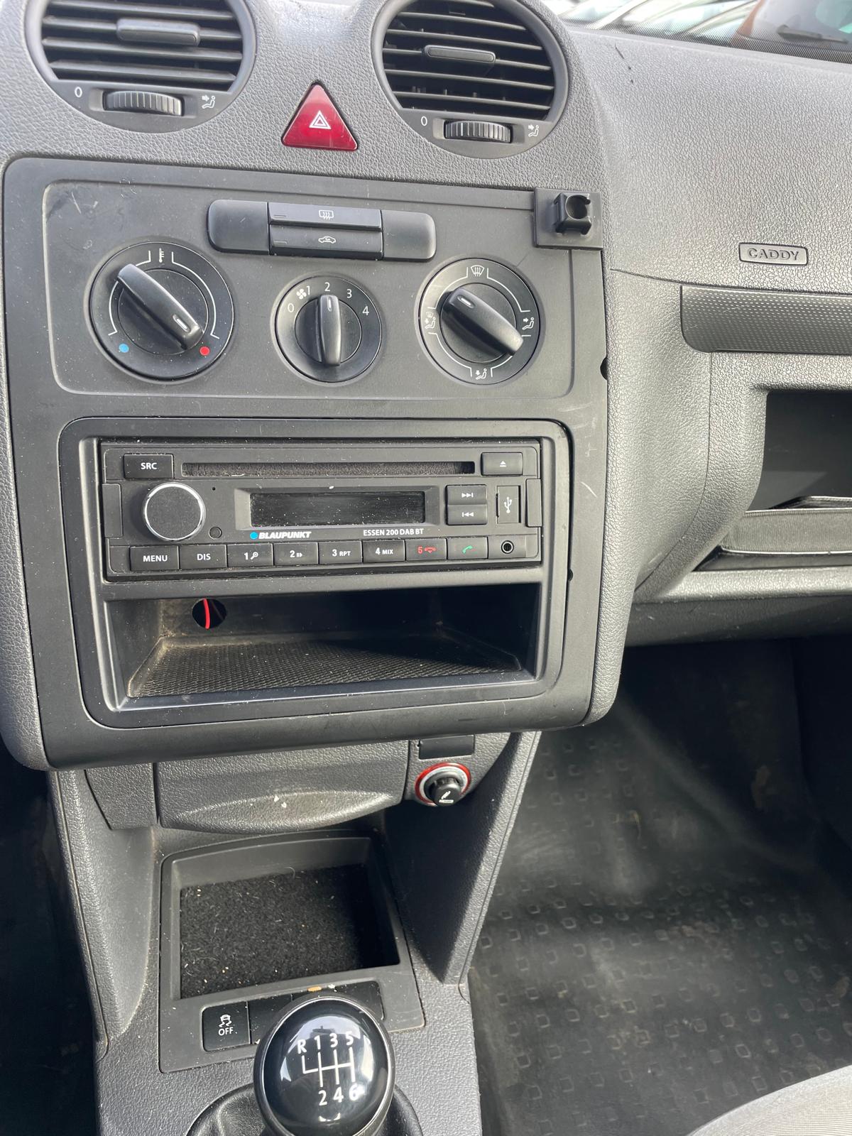 VW Caddy 2.0 TDI 4Motion-image-6