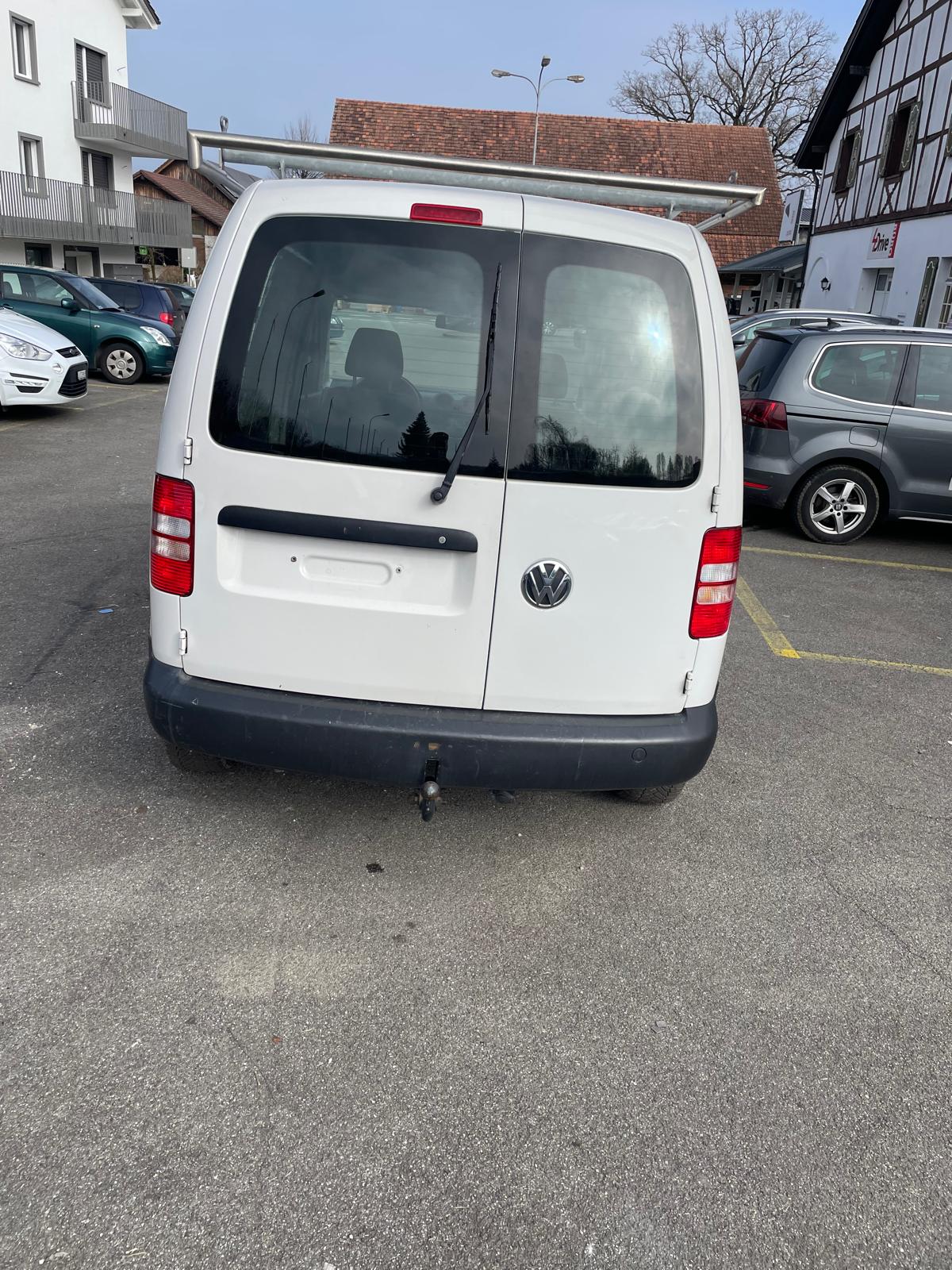 VW Caddy 2.0 TDI 4Motion-image-8