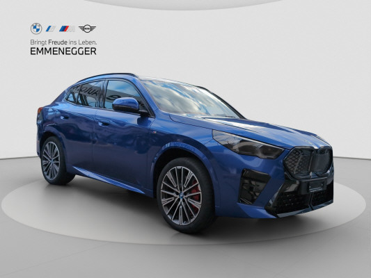 BMW iX2 xDrive 30 M Sport Pro-image-2