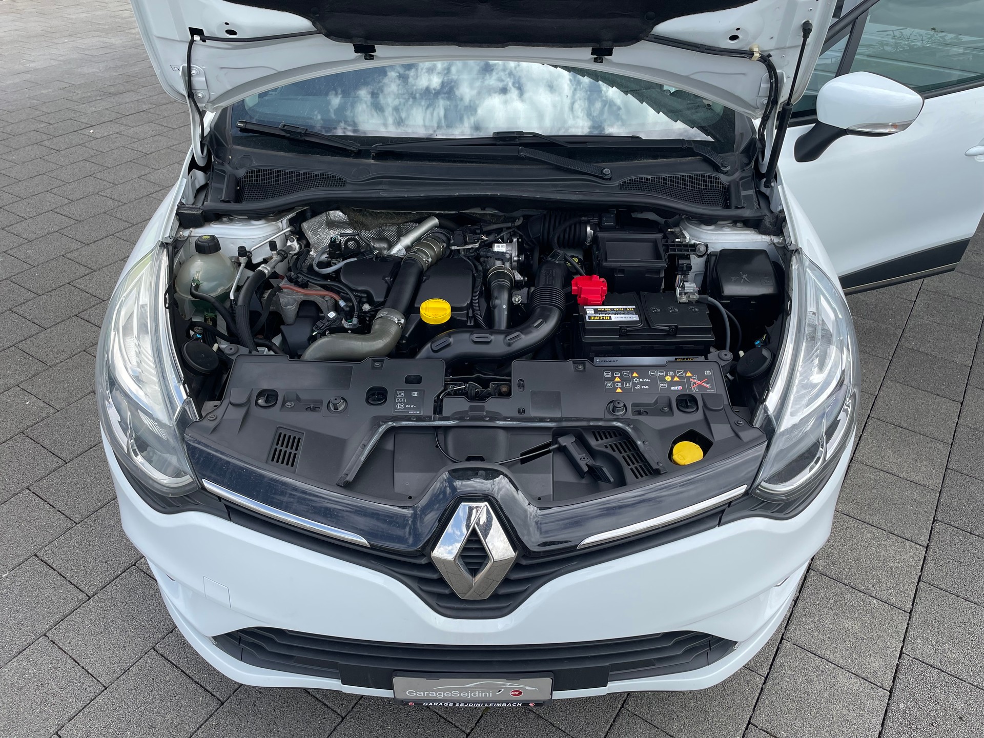 RENAULT Clio Grandtour 1.5 dCi Expression EDC-image-15
