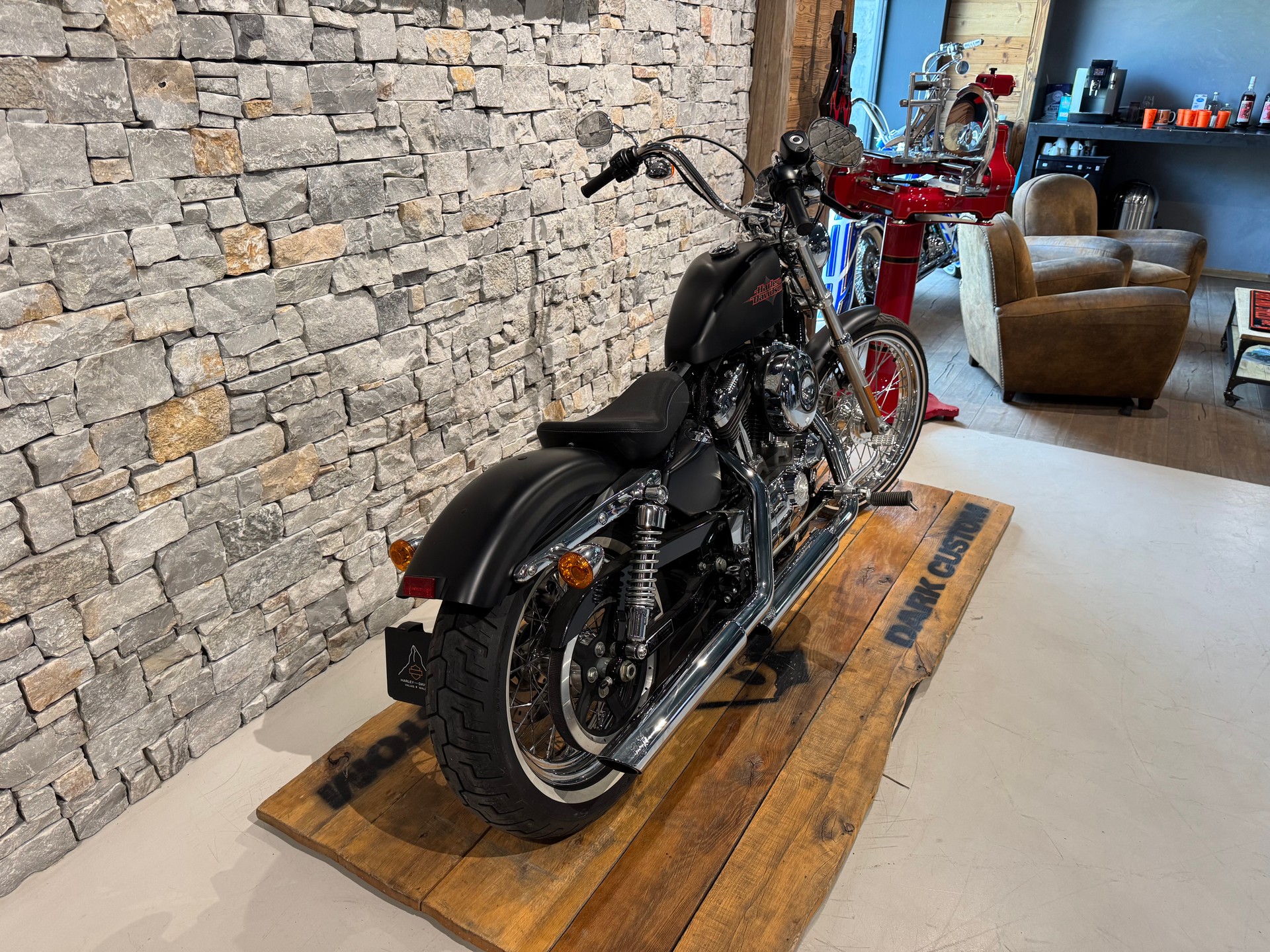 HARLEY-DAVIDSON XL 1200 V - Seventy Two-showroom-element-2