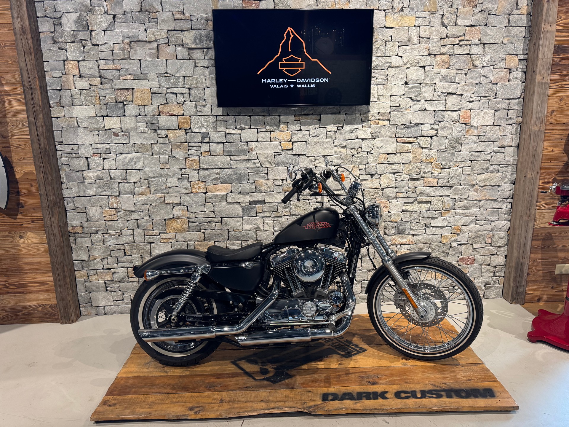 HARLEY-DAVIDSON XL 1200 V - Seventy Two