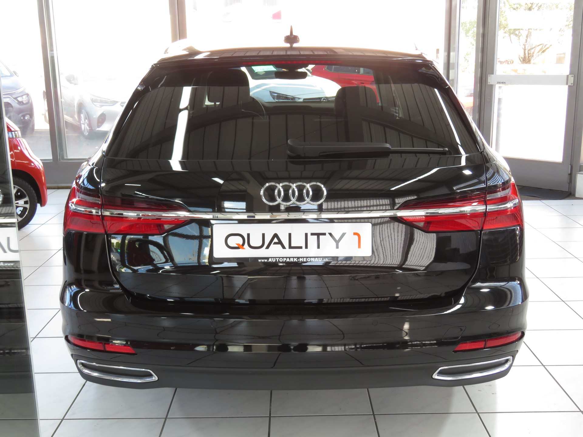 AUDI A6 Avant 40 TDI S-tronic (Automat)-image-4