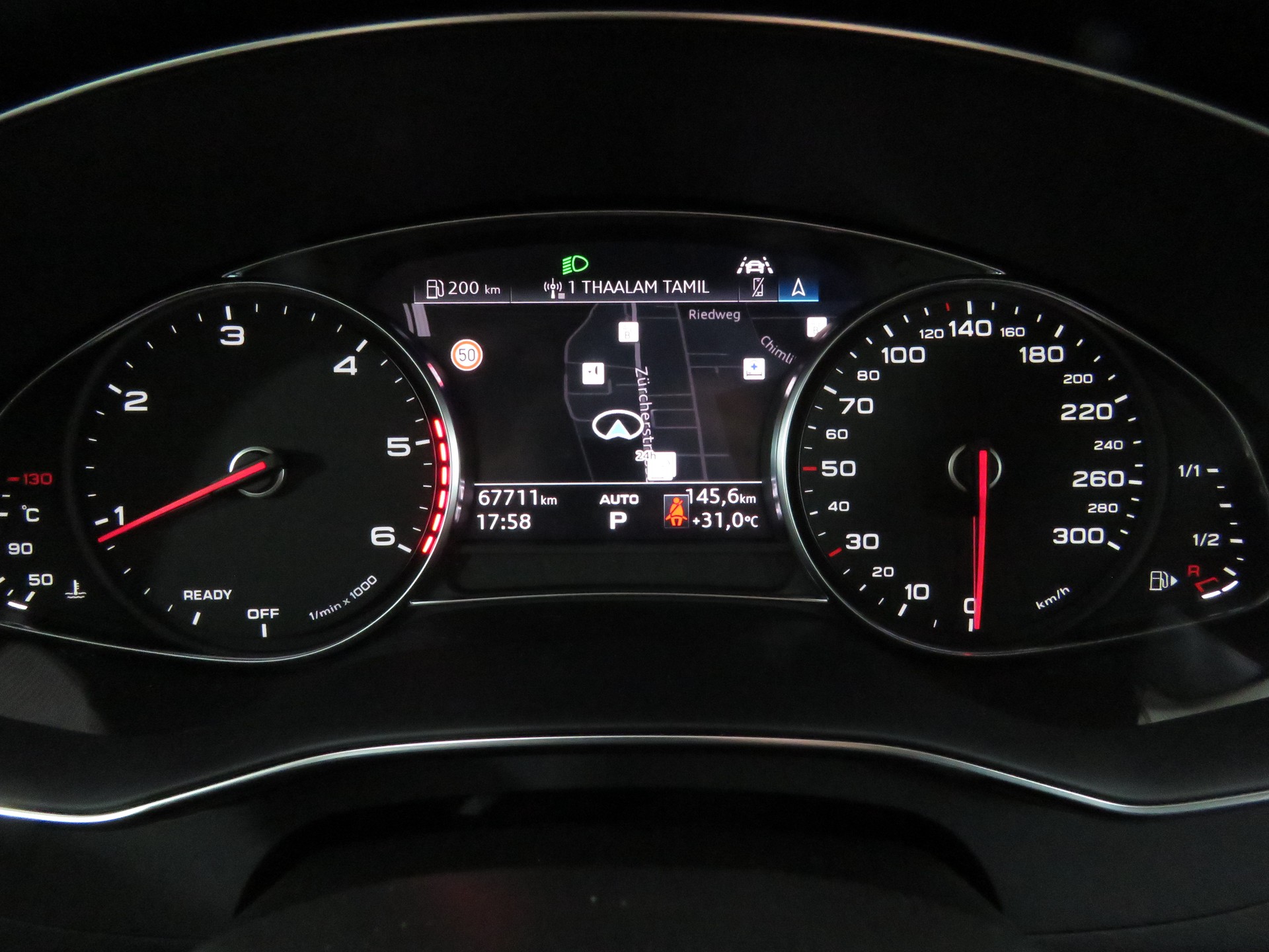AUDI A6 Avant 40 TDI S-tronic (Automat)-image-16