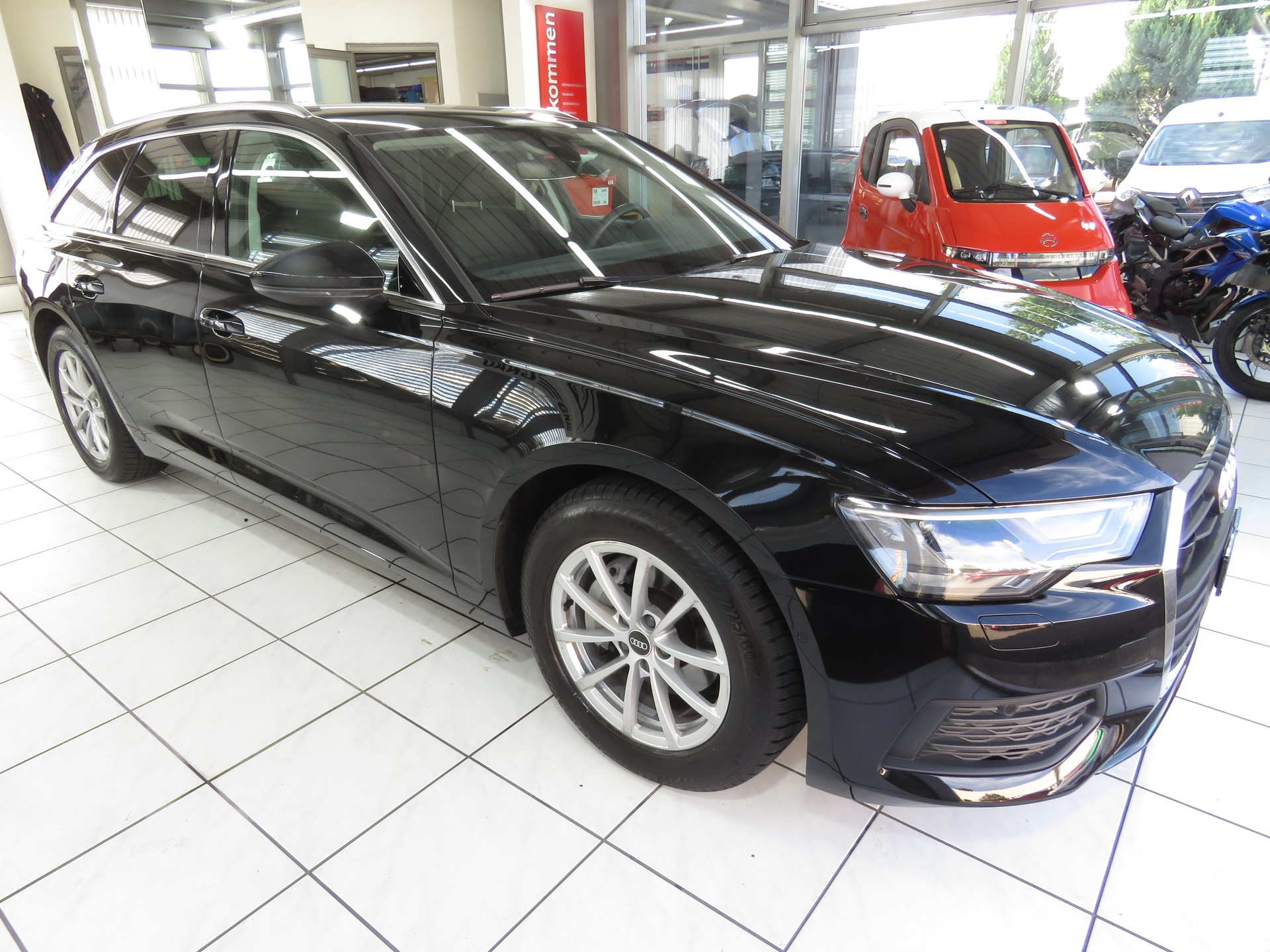 AUDI A6 Avant 40 TDI S-tronic (Automat)-image-2