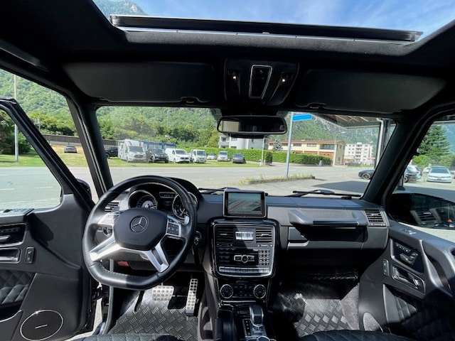 MERCEDES-BENZ G 63 AMG Automatic-image-14