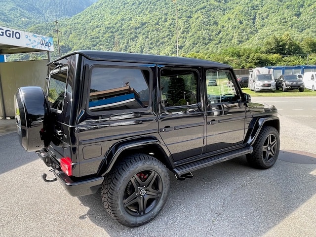 MERCEDES-BENZ G 63 AMG Automatic-image-5